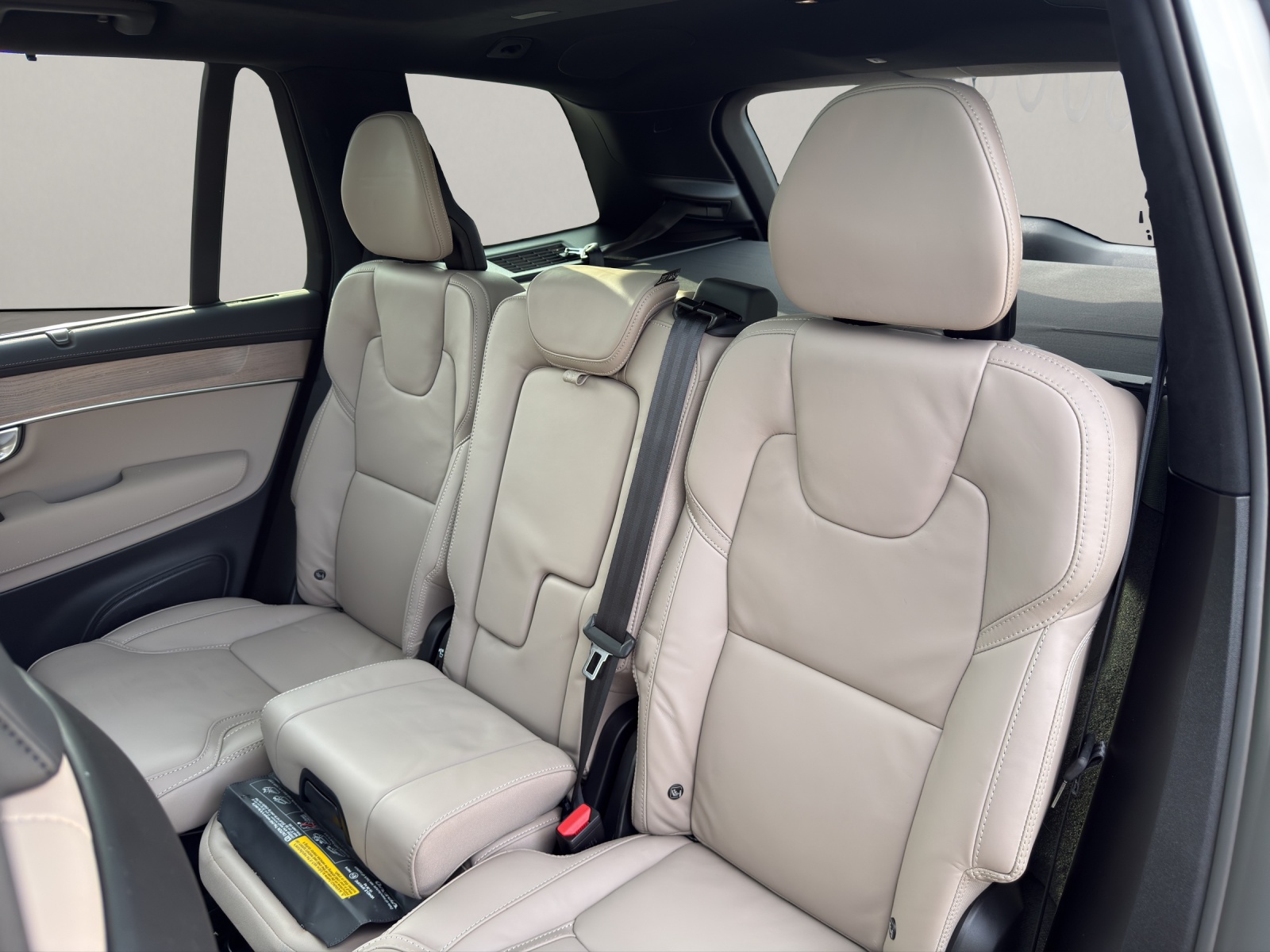 VOLVO XC90 2.0 T8 TE Ultra Bright eAWD .-image-13