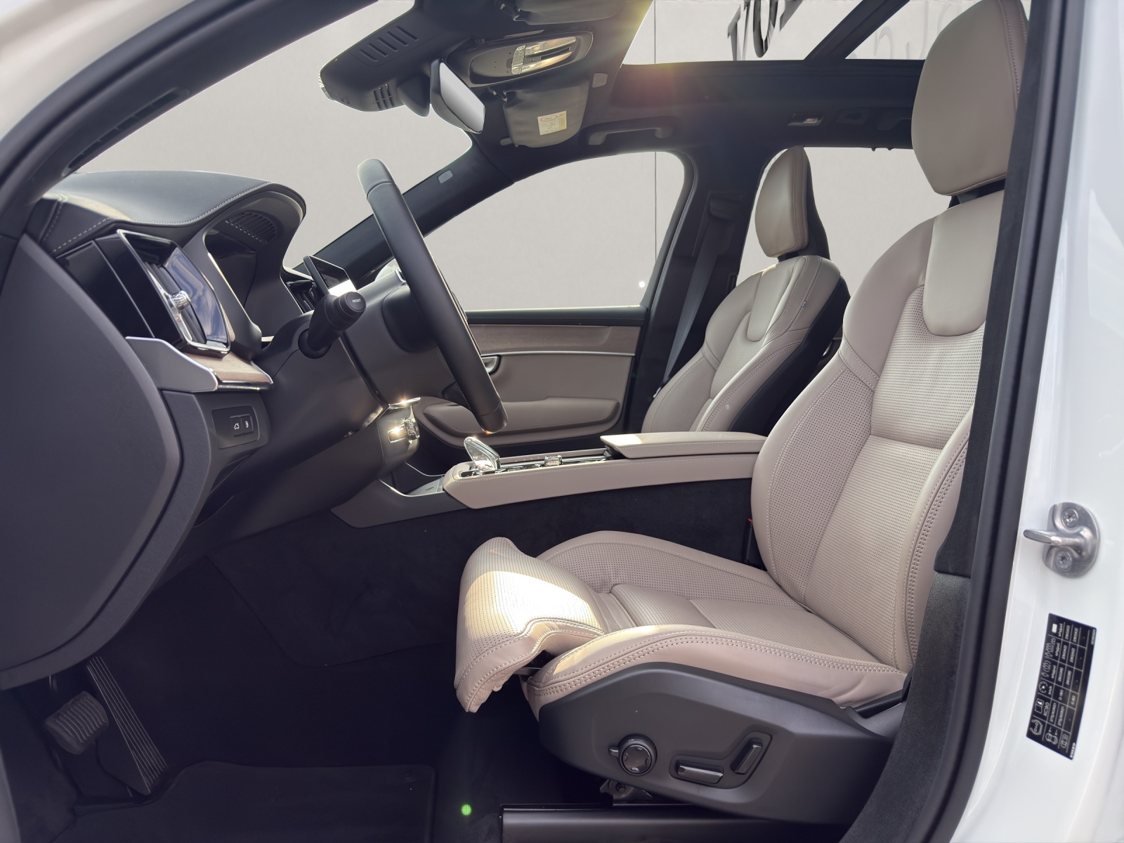 VOLVO XC90 2.0 T8 TE Ultra Bright eAWD .-image-7