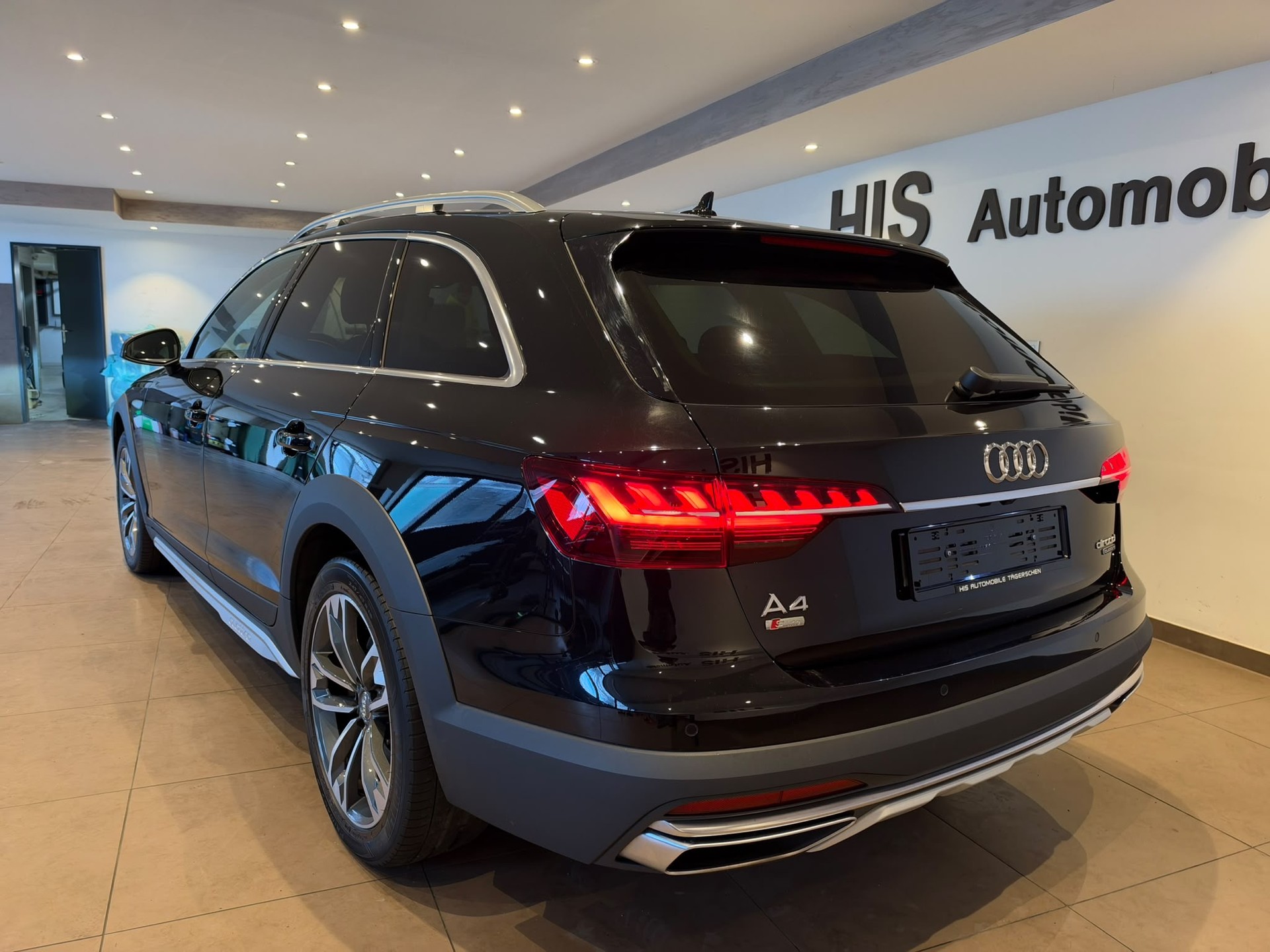 AUDI A4 Allroad 2.0 45 TFSI quattro S-Tronic-image-7