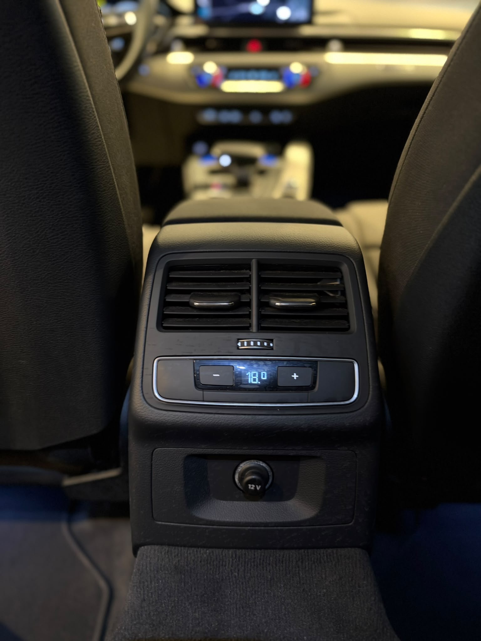 AUDI A4 Allroad 2.0 45 TFSI quattro S-Tronic-image-22