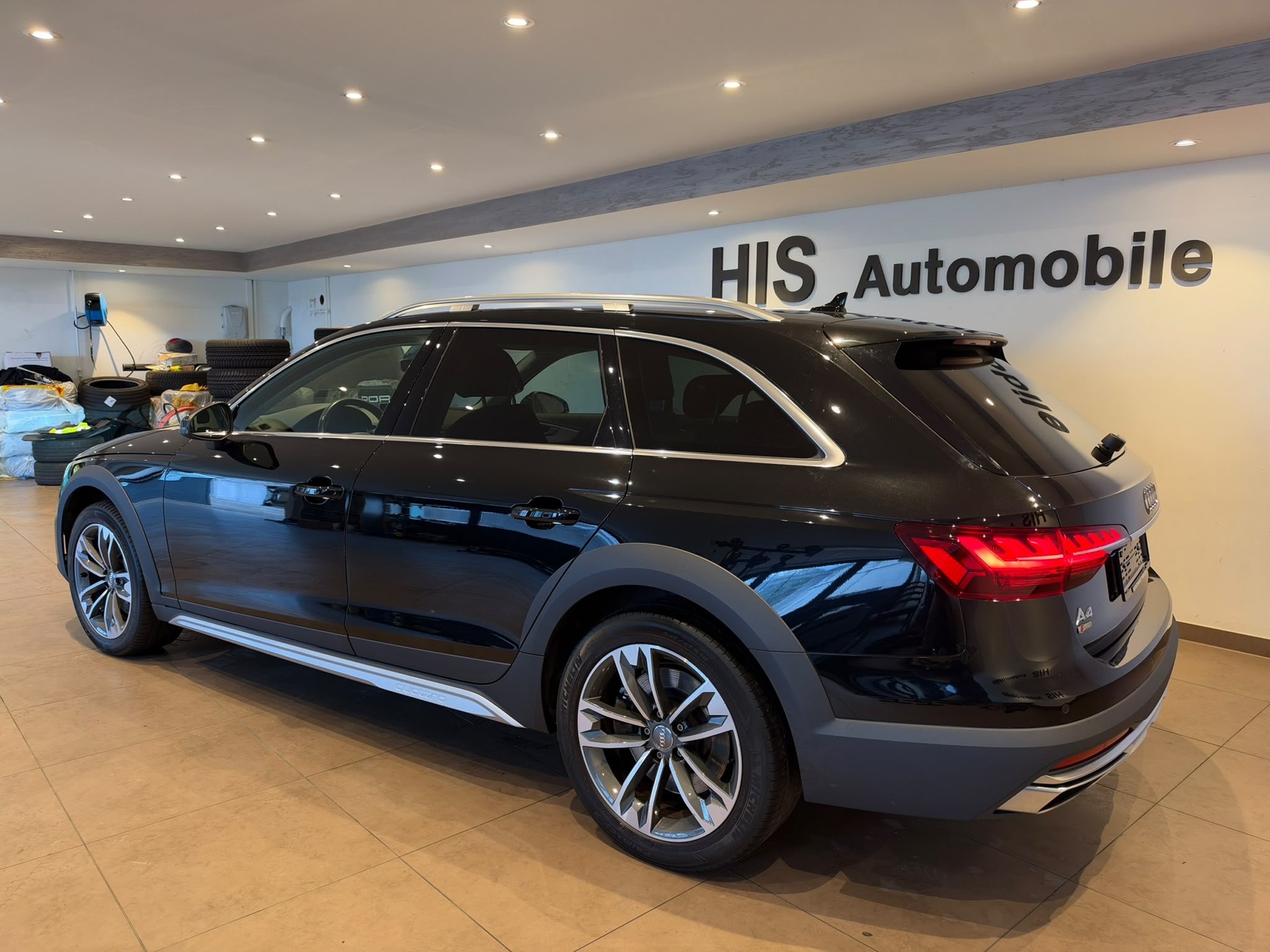 AUDI A4 Allroad 2.0 45 TFSI quattro S-Tronic-showroom-element-3