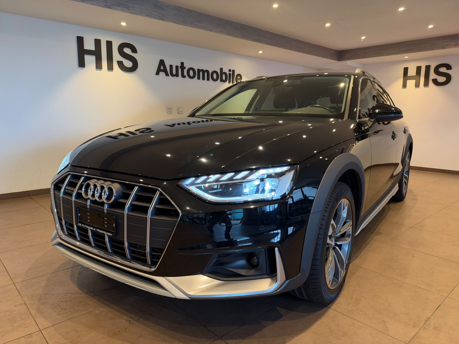 AUDI A4 Allroad 2.0 45 TFSI quattro S-Tronic-showroom-element-2