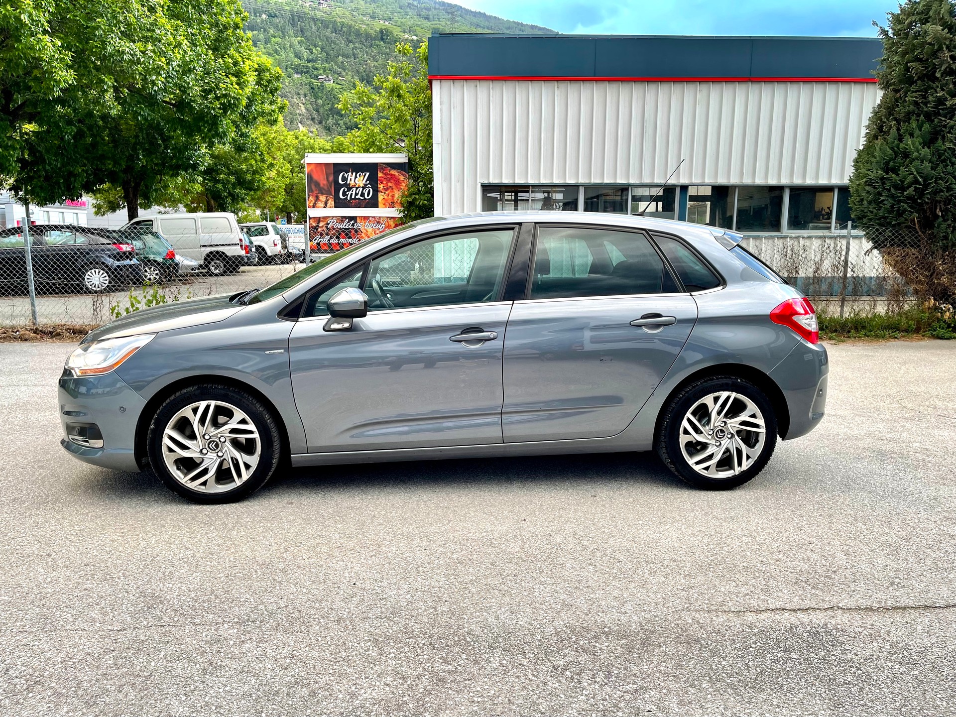 CITROEN C4 Berline 1.6 VTi Exclusive-image-4