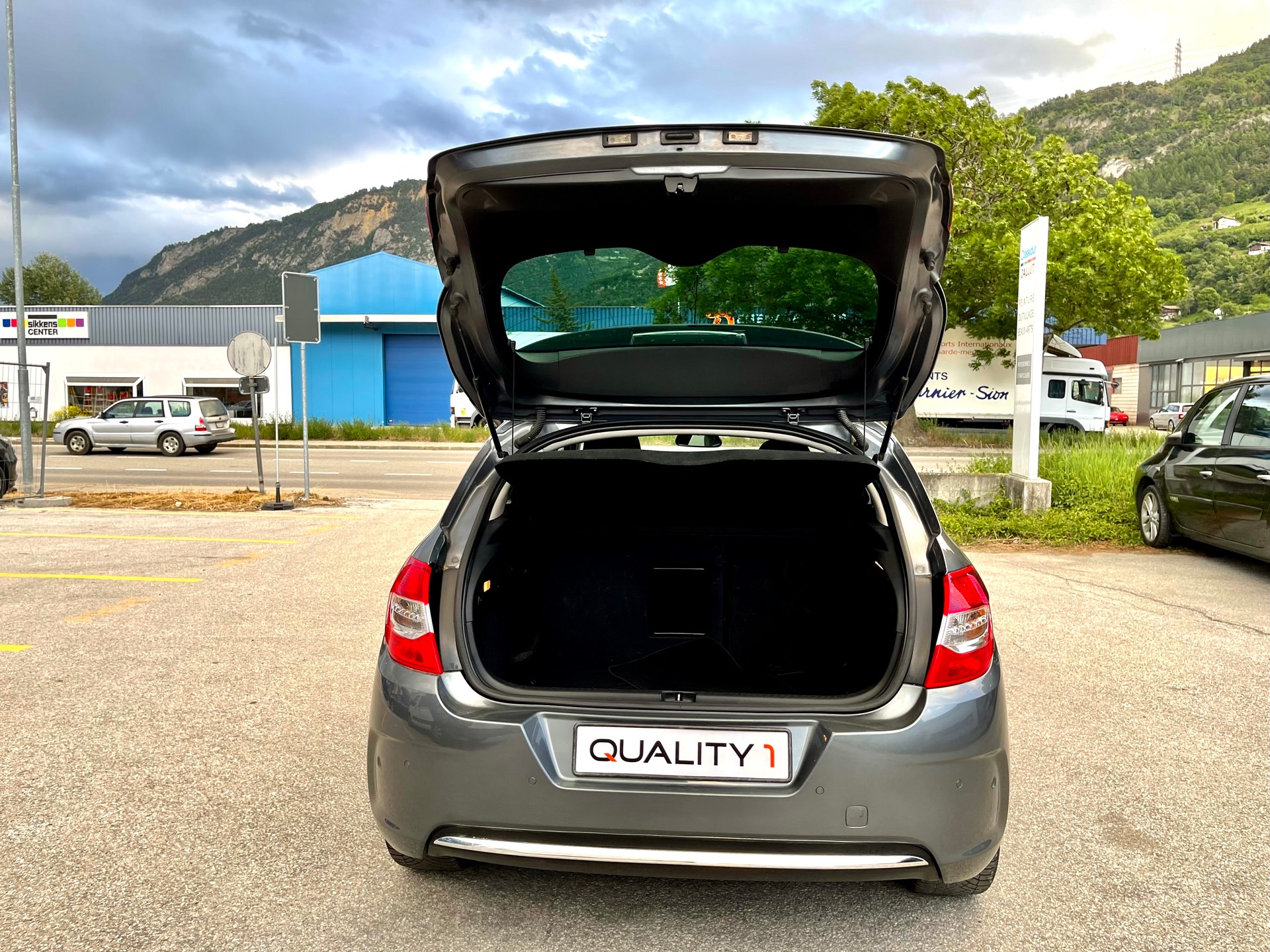 CITROEN C4 Berline 1.6 VTi Exclusive-image-25