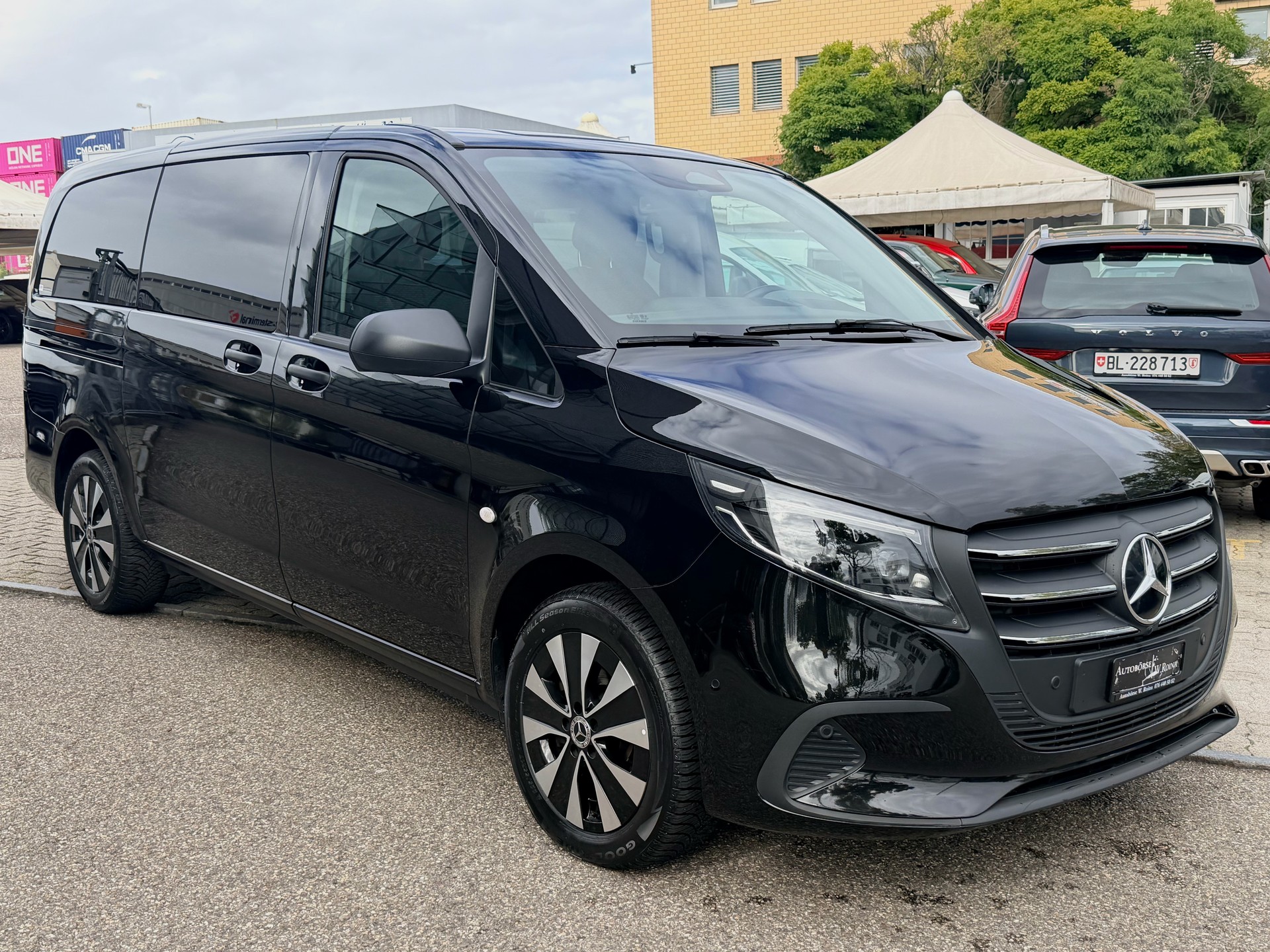 MERCEDES-BENZ Vito 116 CDI Lang Select Tourer 4Matic 9G-Tronic