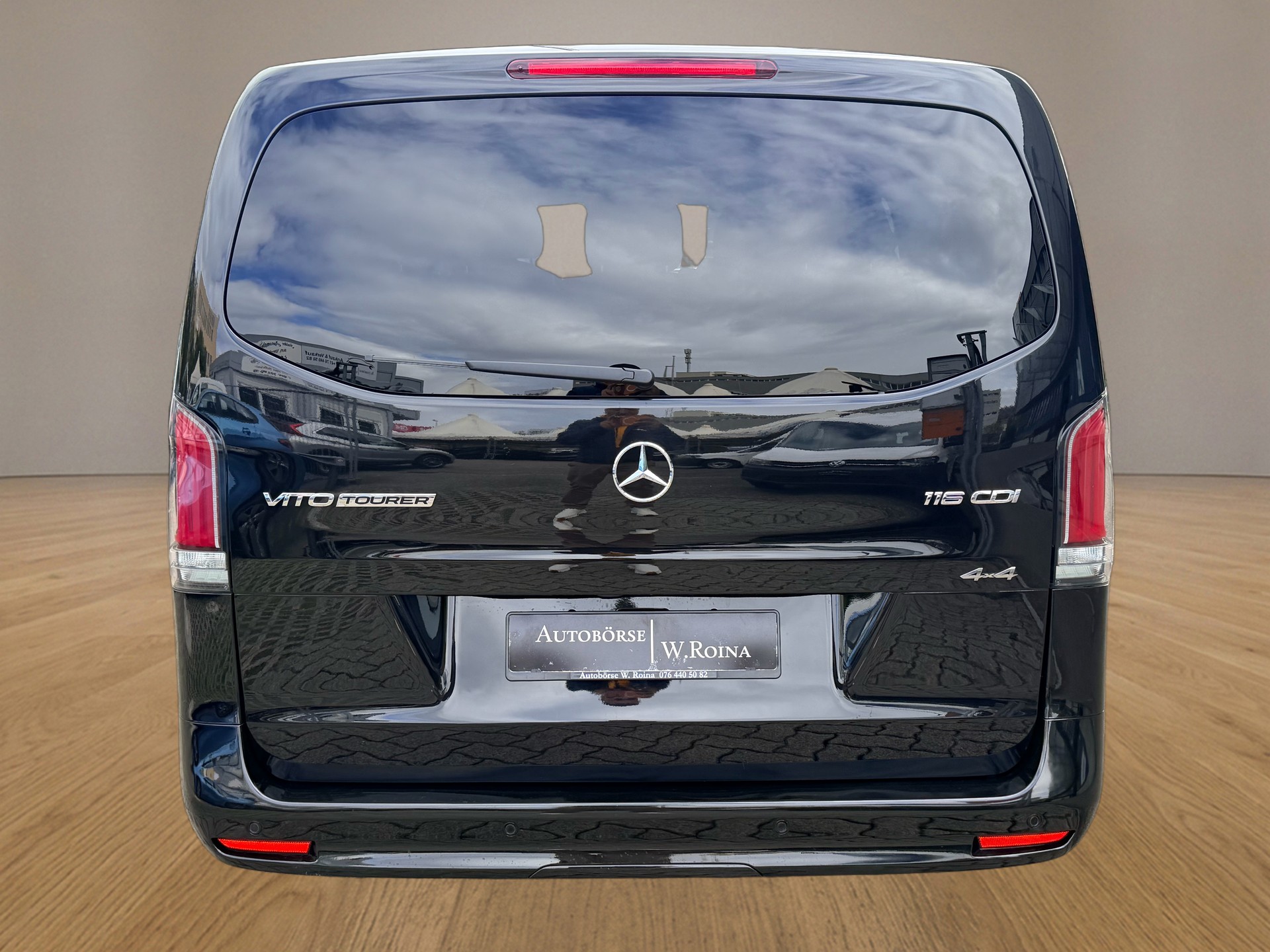 MERCEDES-BENZ Vito 116 CDI Lang Select Tourer 4Matic 9G-Tronic-image-3