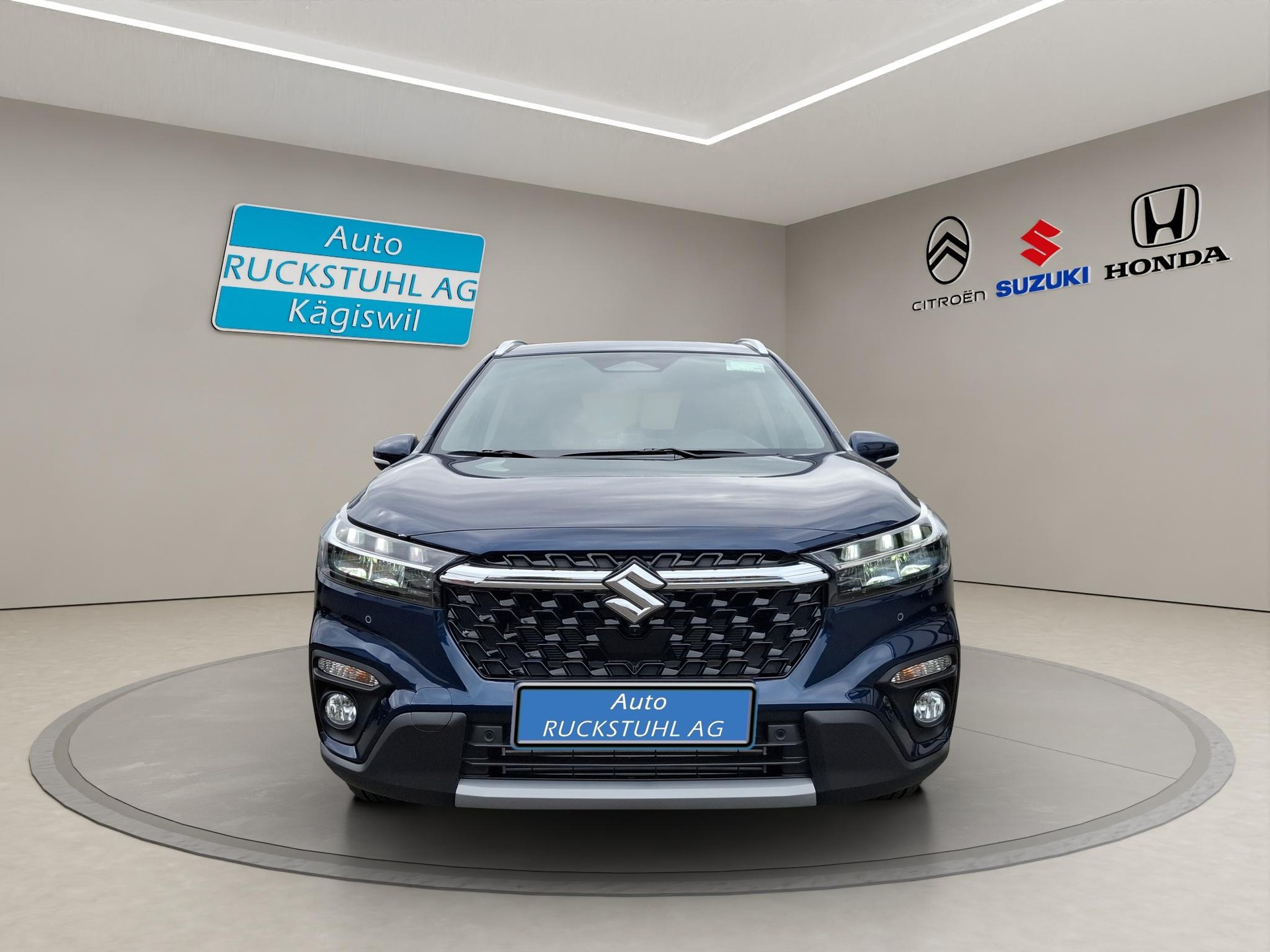 SUZUKI S-Cross 1.4 T Piz Sulai Top Hybrid 4x4-image-2