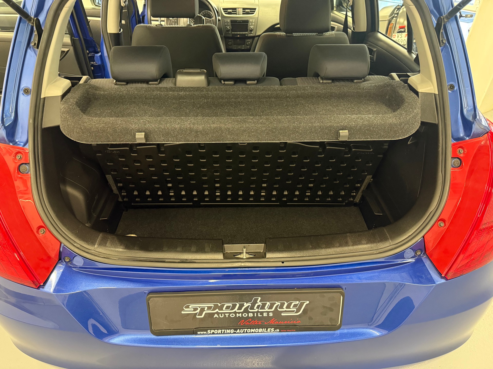 SUZUKI Swift 1.2i 16V GL Top 4x4-image-17