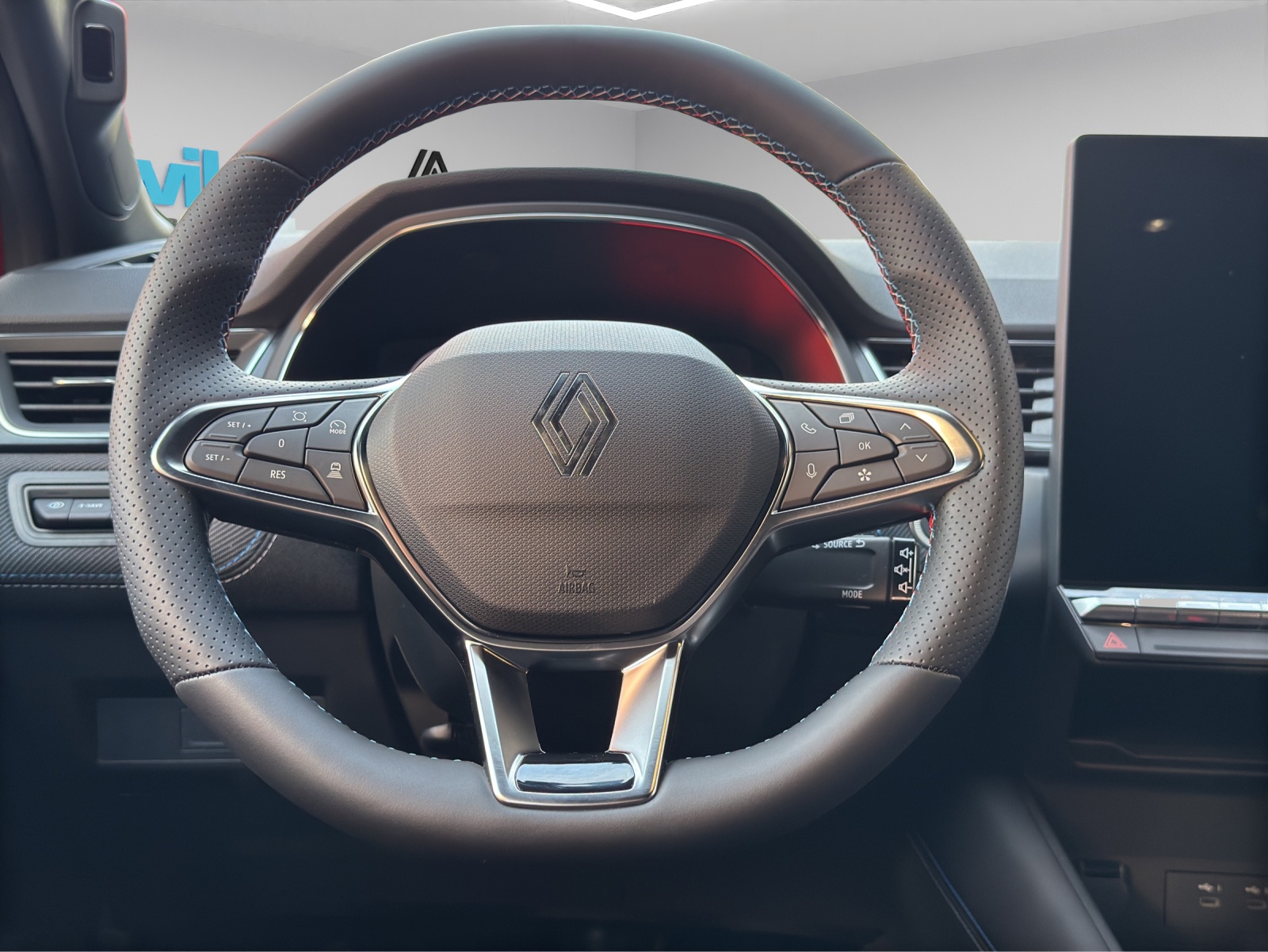 RENAULT Renault Captur 1.8 E-Tech Esprit Alpine-image-7
