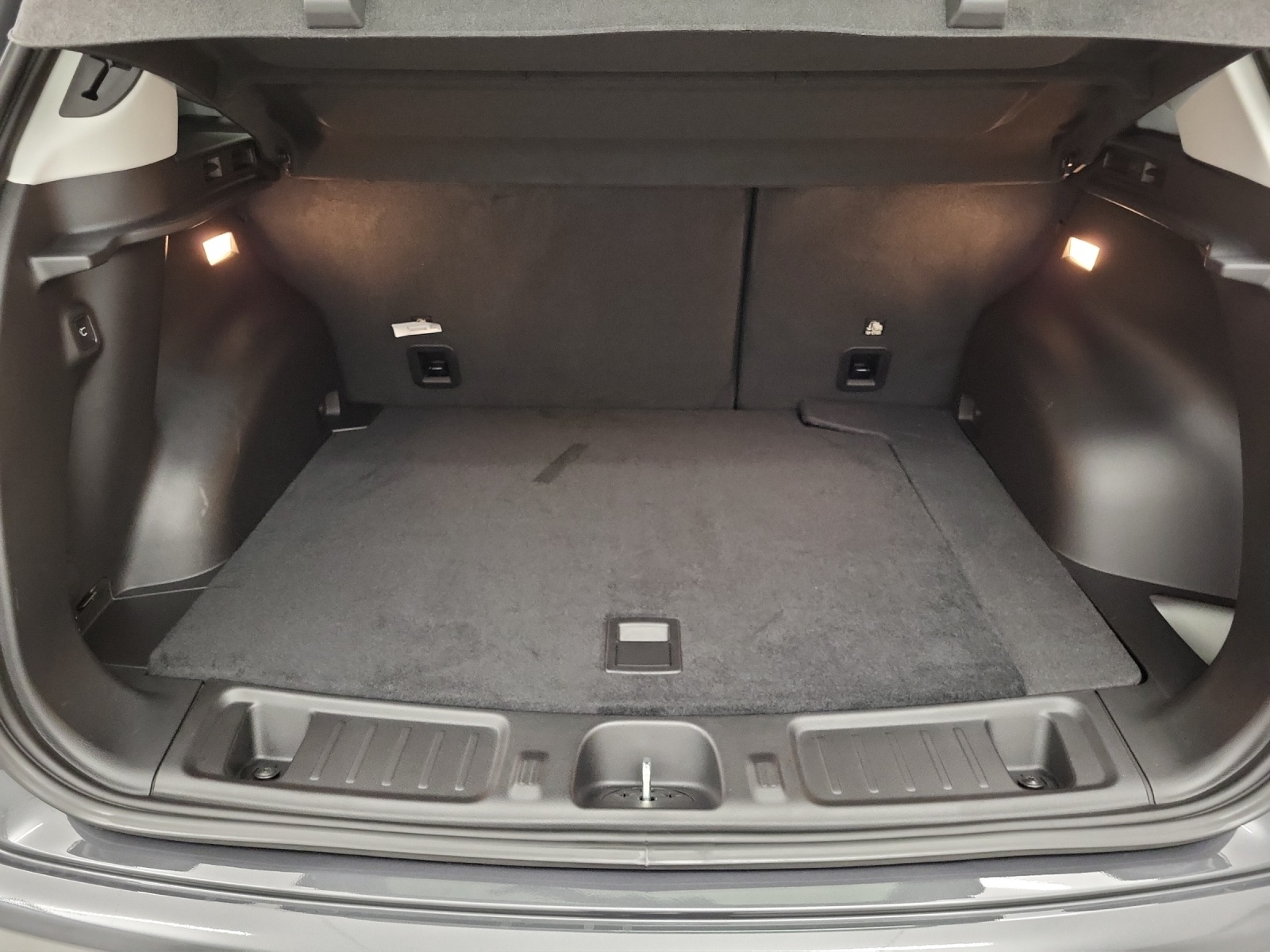 JEEP Compass 1.3 Swiss Limited 4xe-image-9