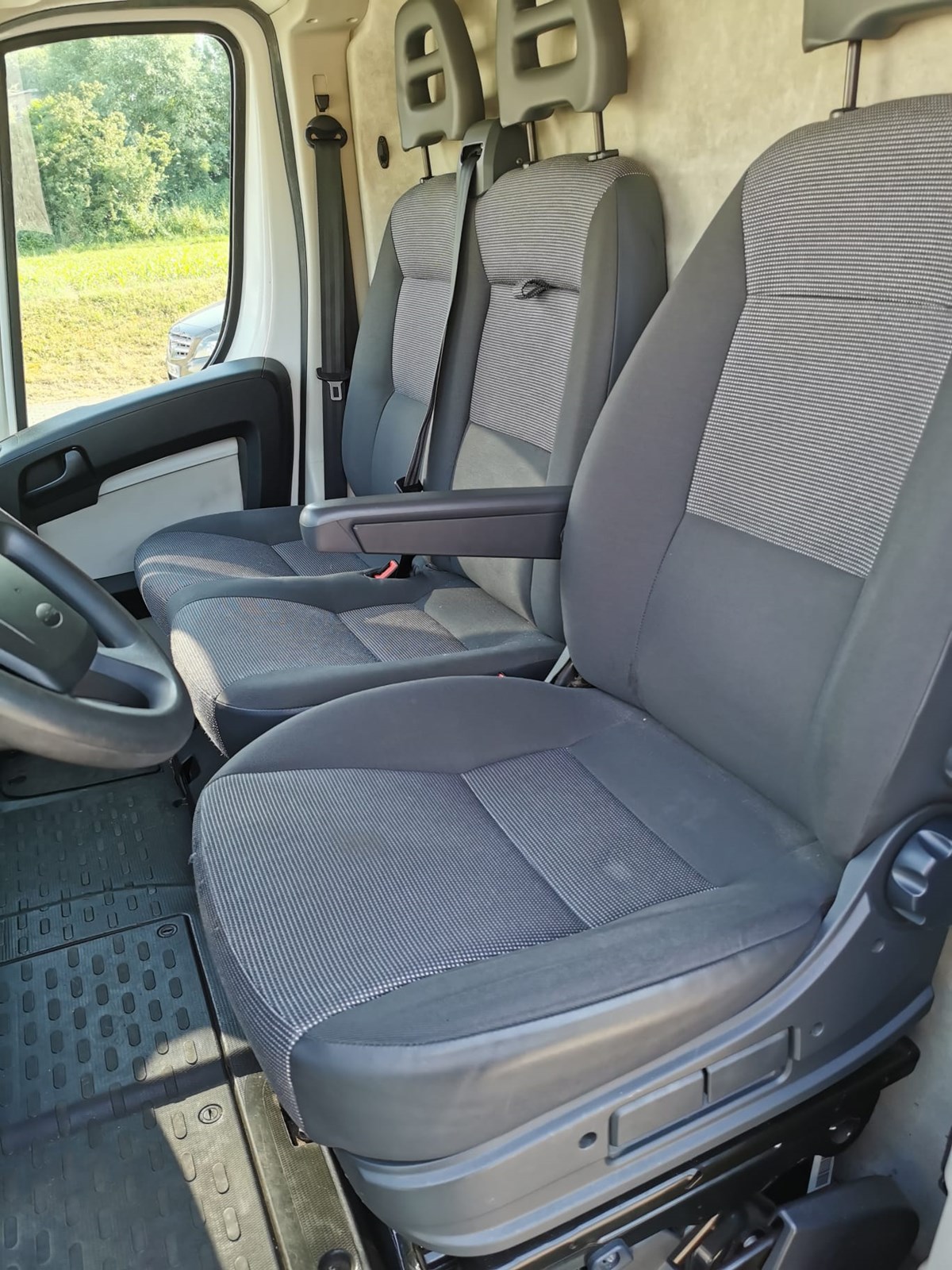 PEUGEOT Boxer 2.2 HDI 333 L2H2-image-4