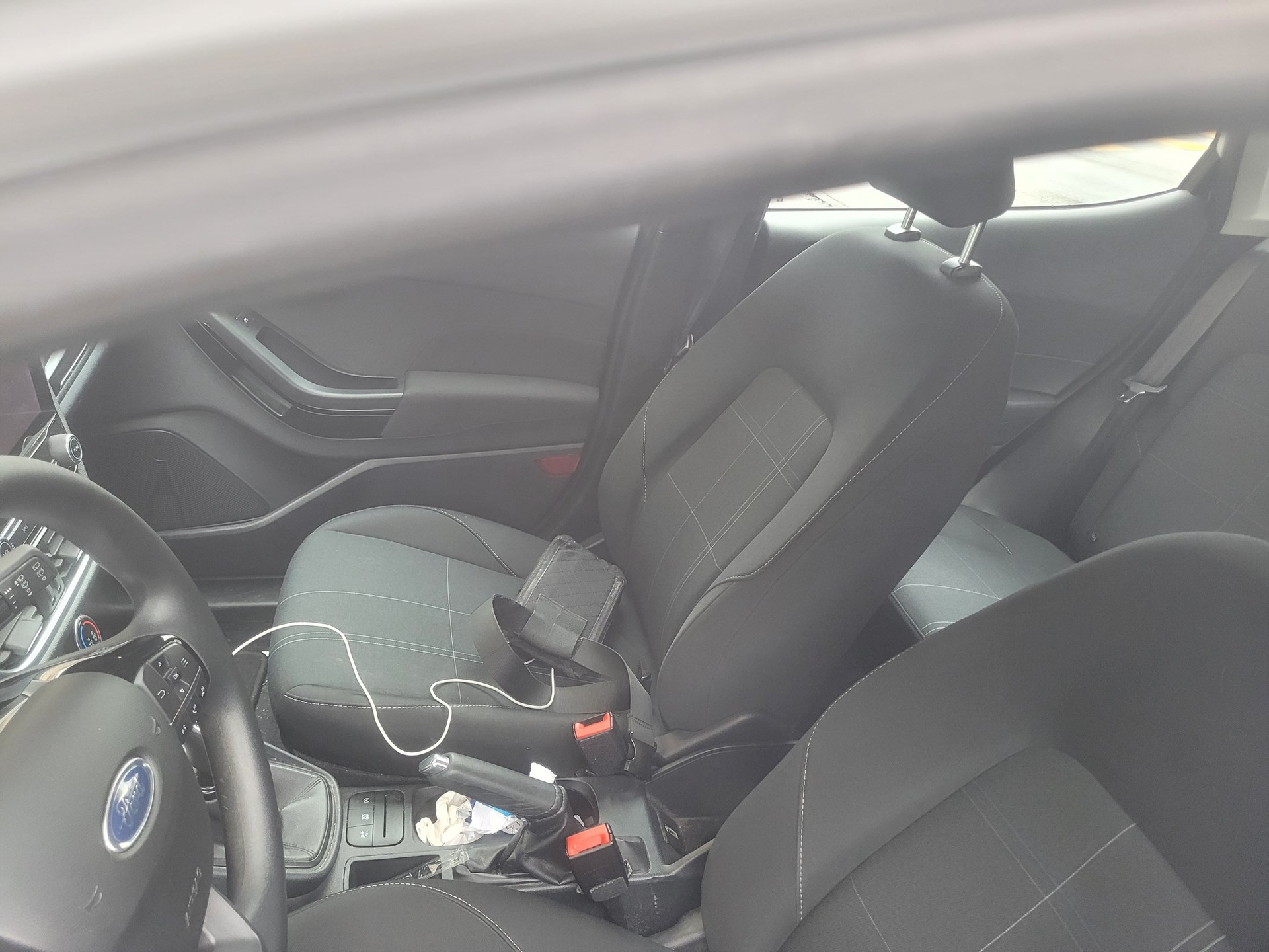 FORD Fiesta 1.0 SCTi Active-image-12