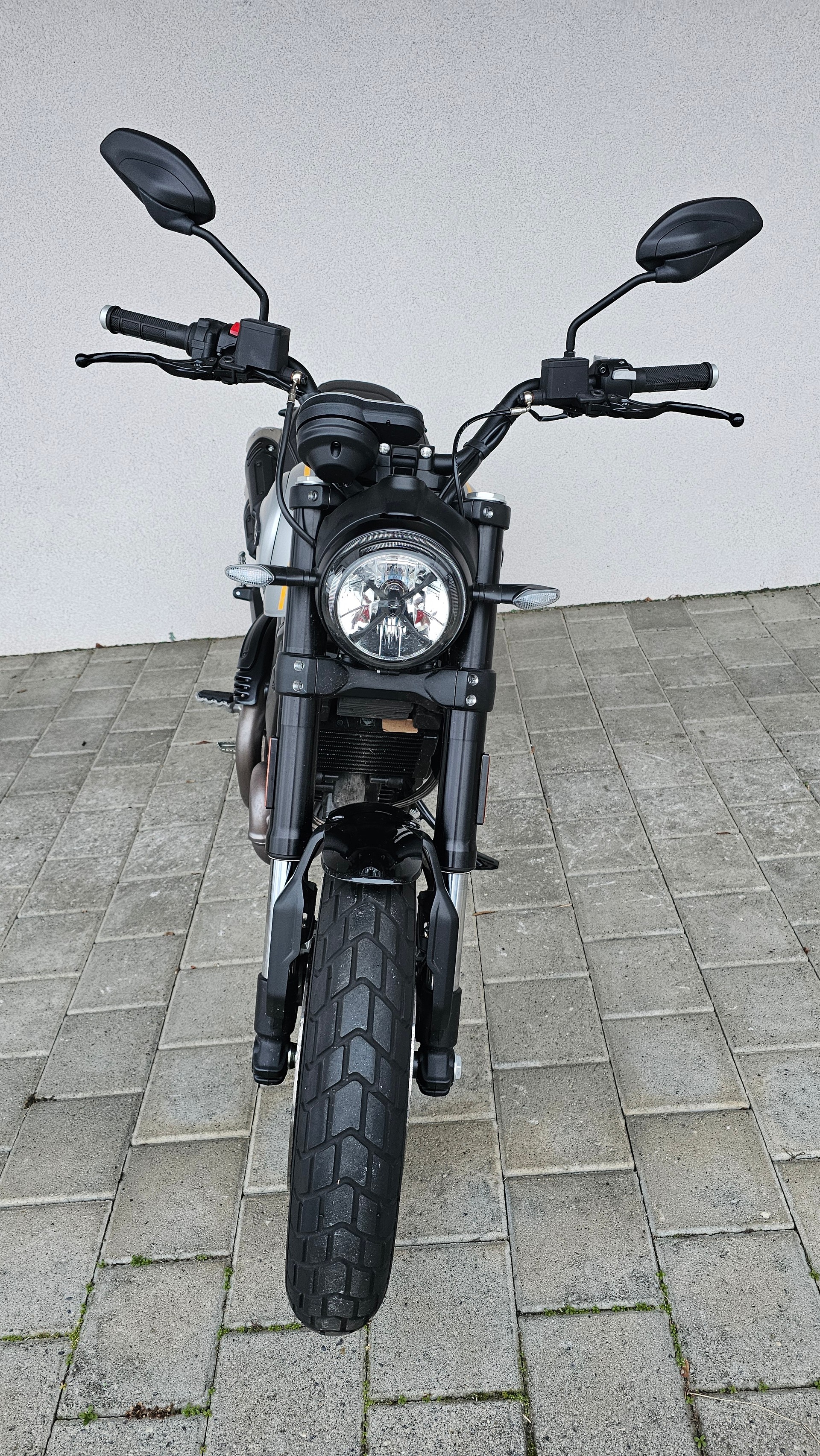 DUCATI Scrambler 1100 Sport-showroom-element-2