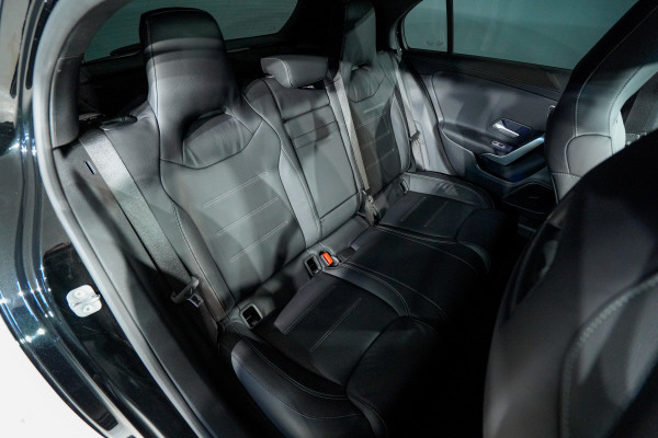 MERCEDES-BENZ A 220 4Matic 8G-DCT-image-8