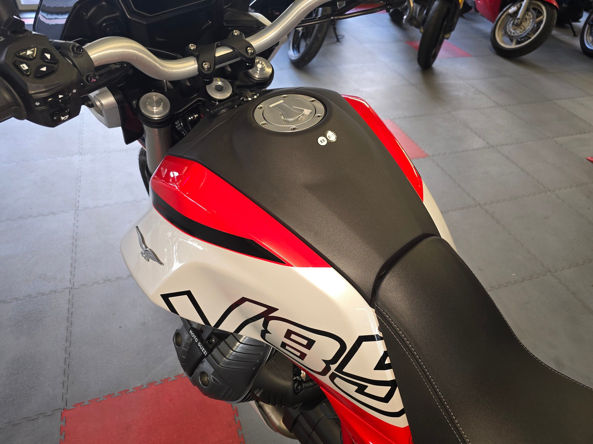MOTO GUZZI V85 TT EU5+-image-6