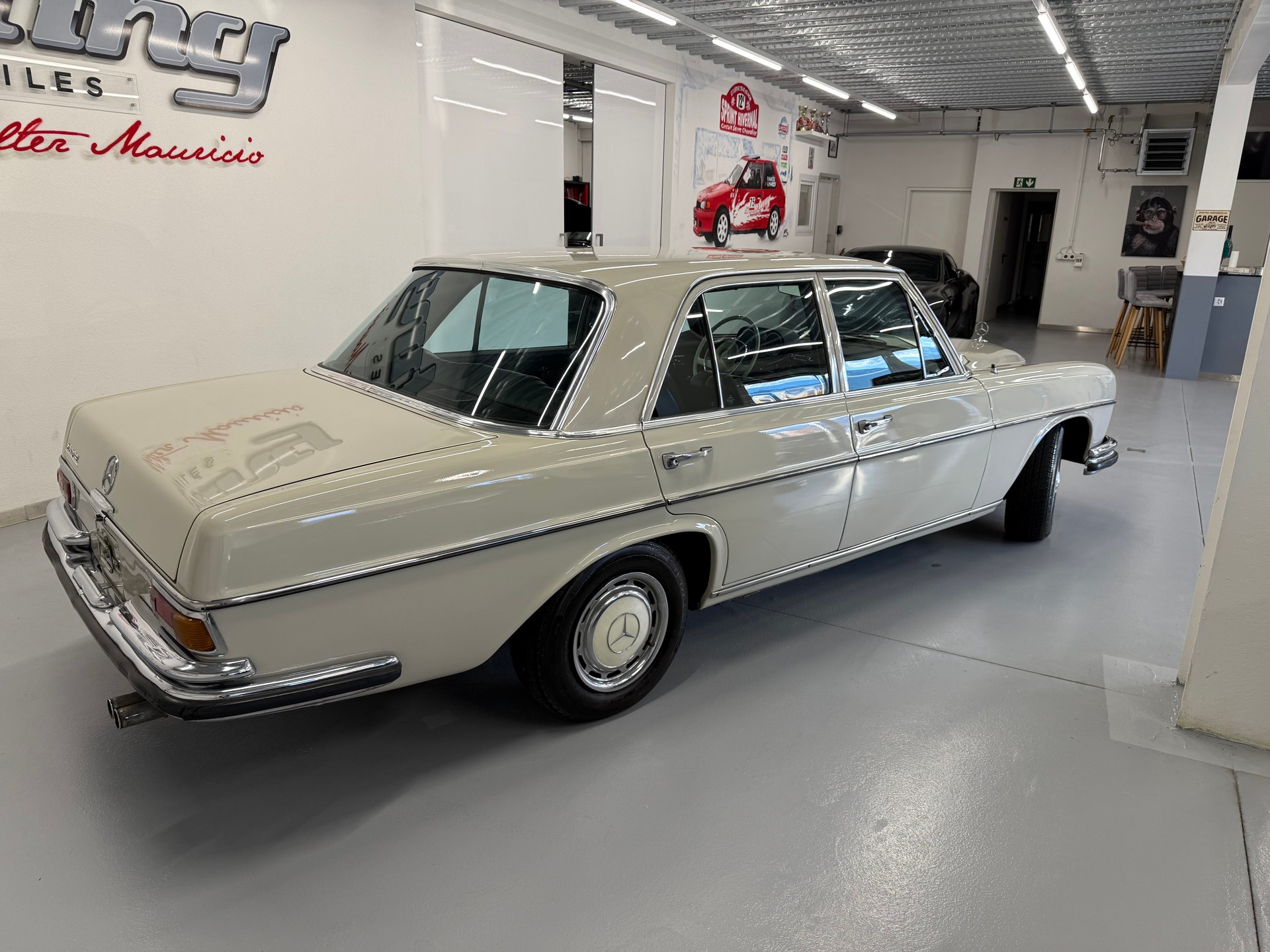 MERCEDES-BENZ SE Moteur refait à Neuf-showroom-element-3