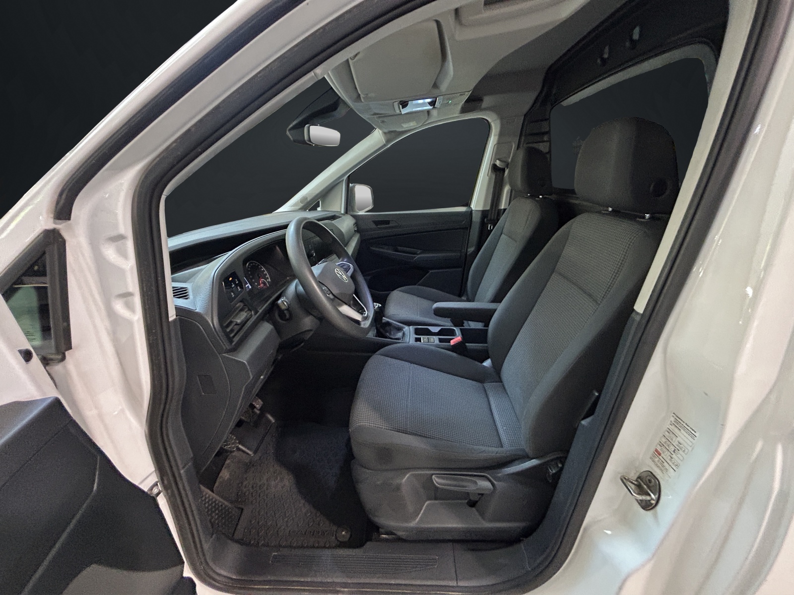 VW Caddy Cargo 1.5 TSI Entry-image-9