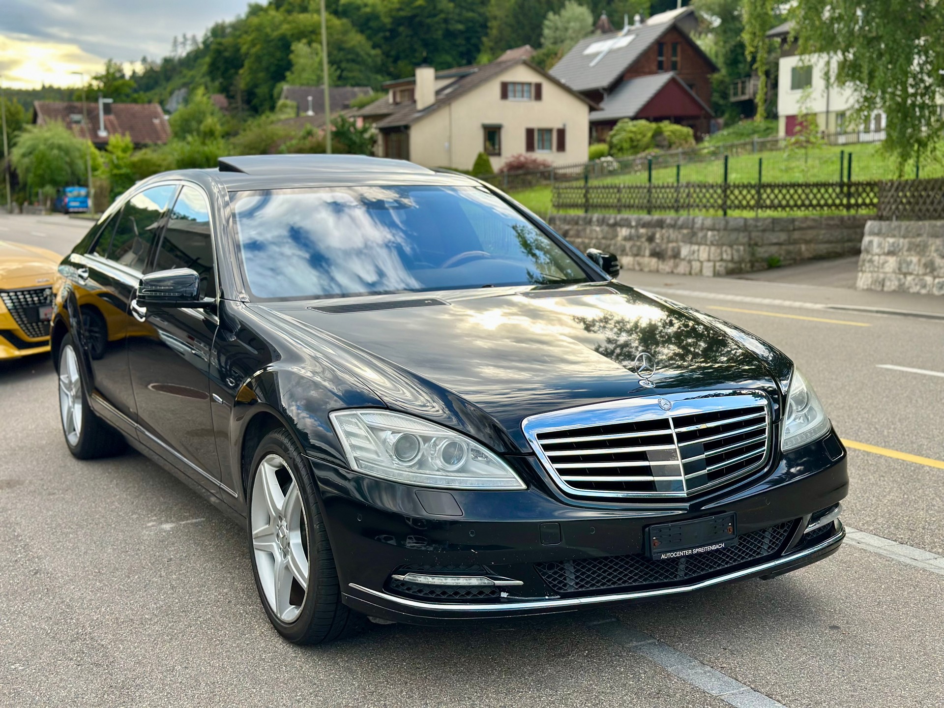MERCEDES-BENZ S 500 L BlueEfficiency SS 4Matic 7G-Tronic-image-1