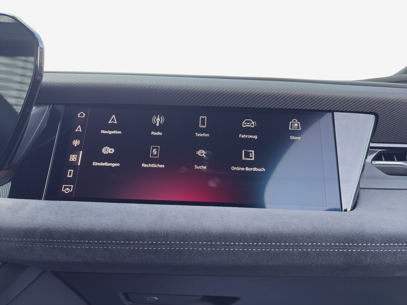 AUDI Q6 e-tron quattro-image-15