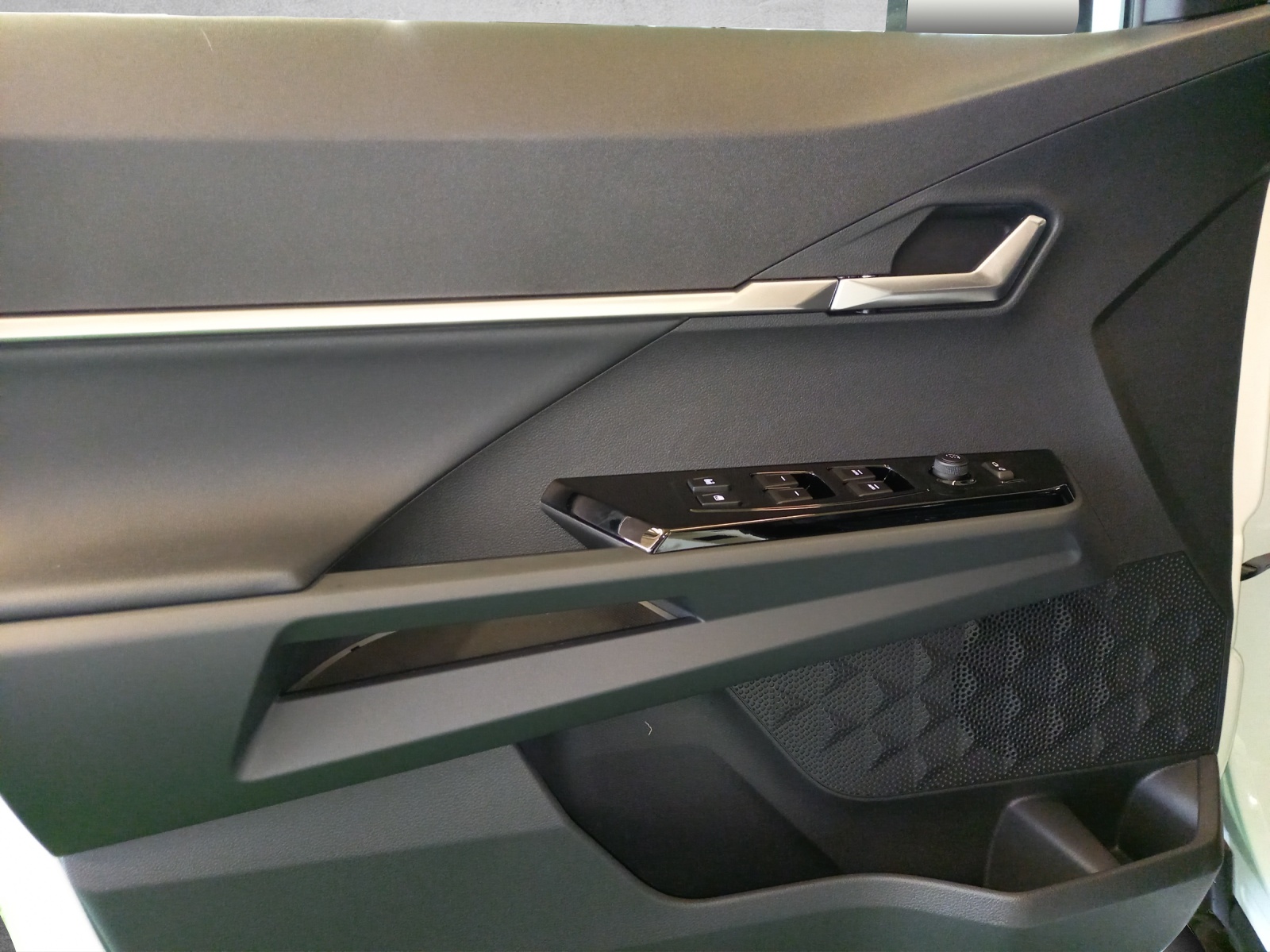 KGM-SsangYong Musso EV Platinum 80.6kWh-image-11