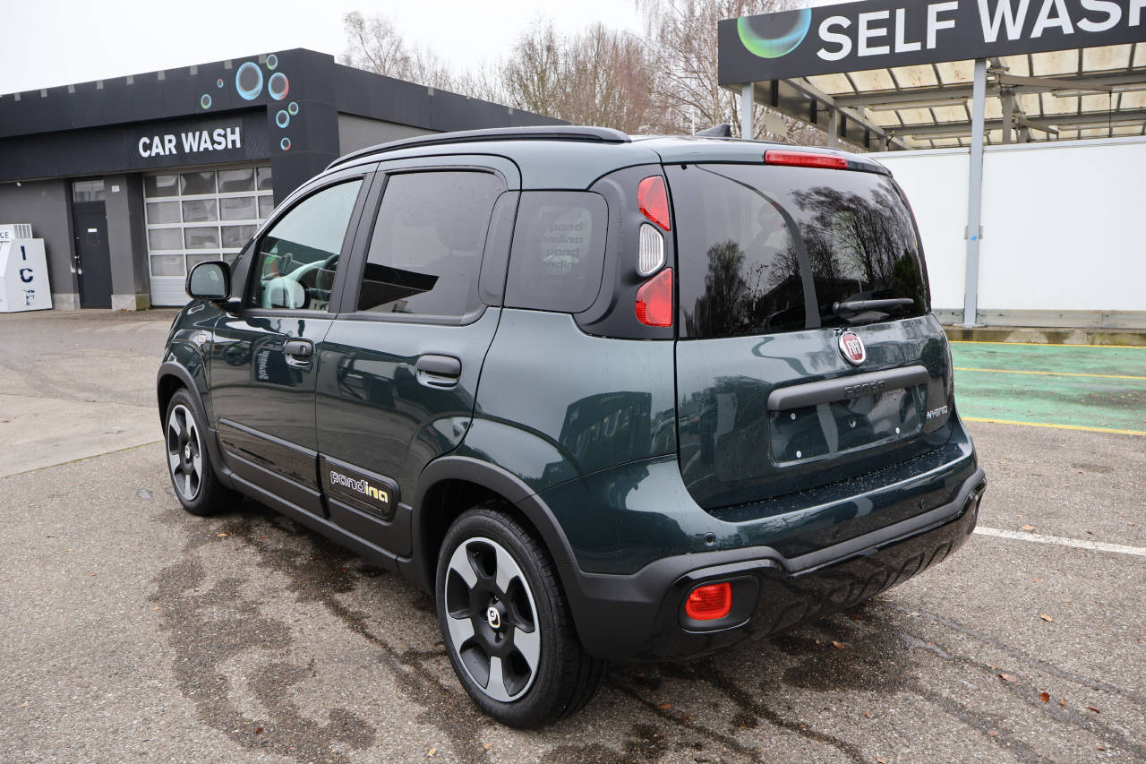 FIAT Panda 1.0 Hybrid Cross-image-5