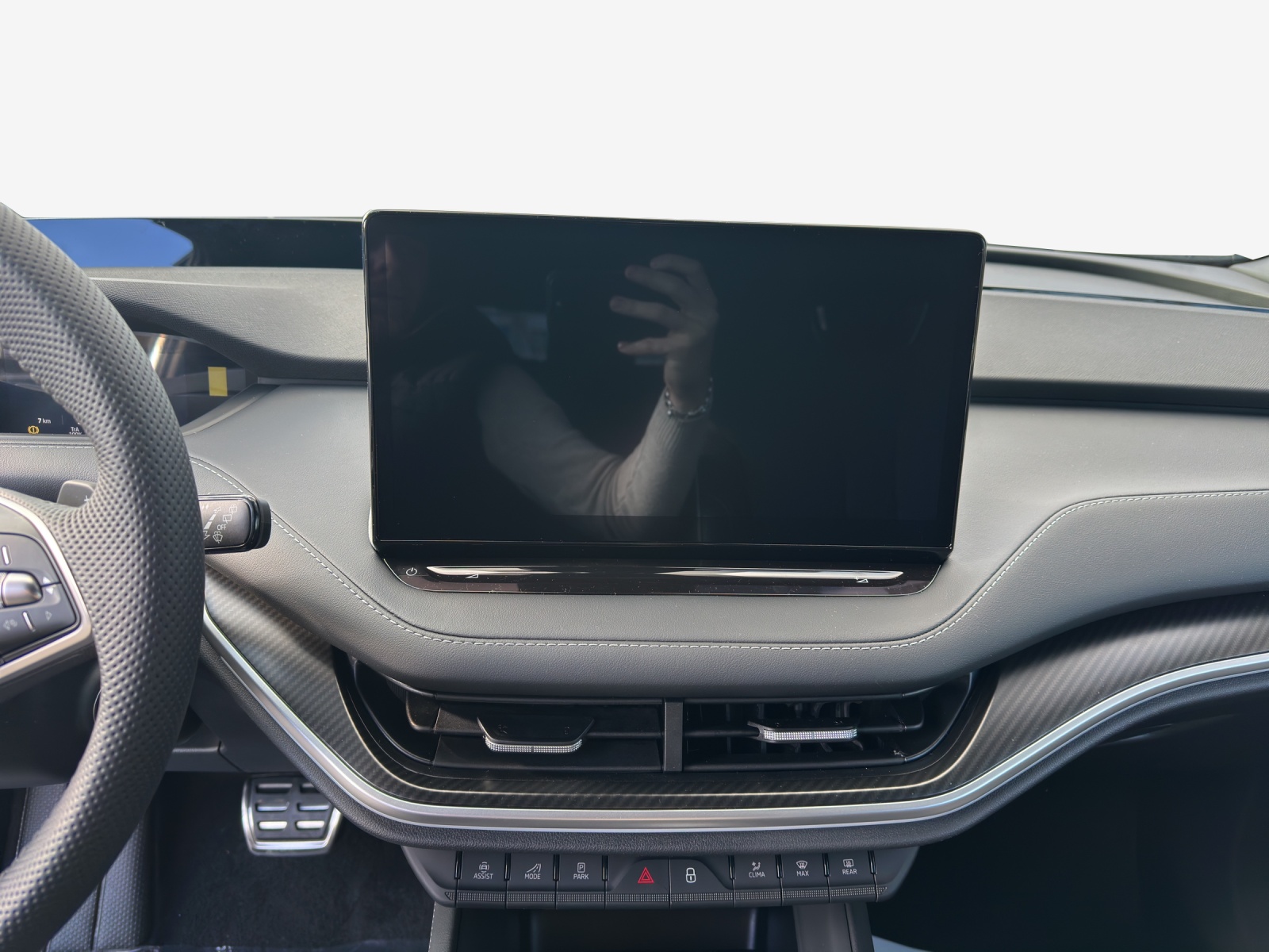 SKODA Enyaq 85x Sportline 4x4-image-10