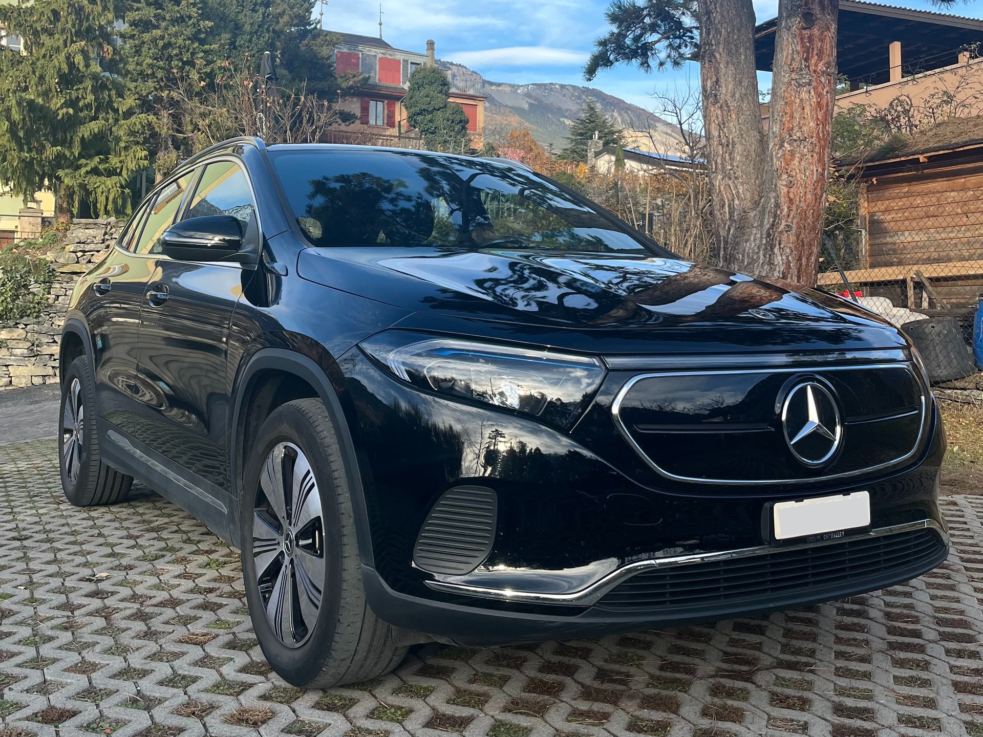 MERCEDES-BENZ EQA 250-image-0