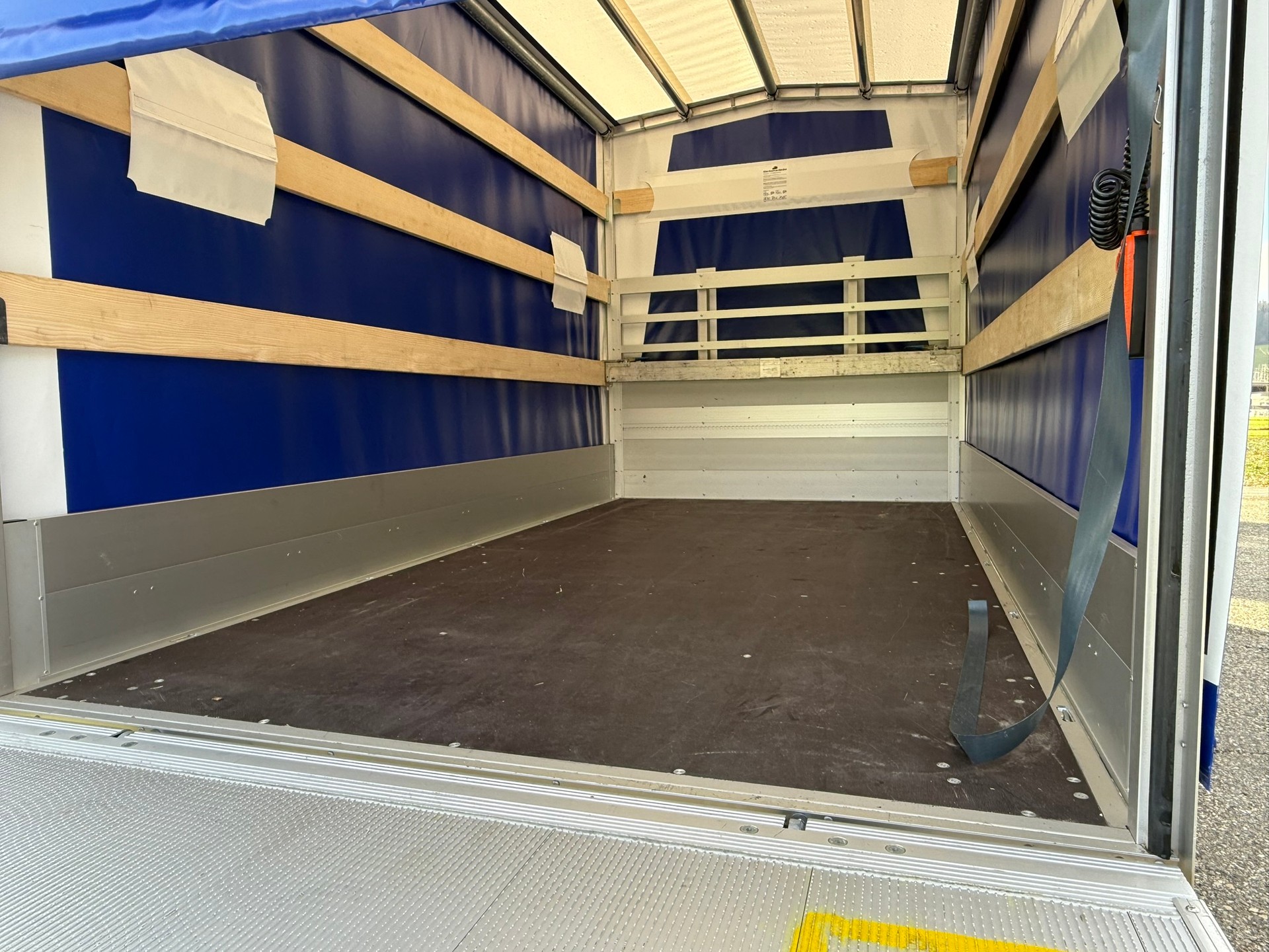 IVECO 35 S 16H A8-image-11