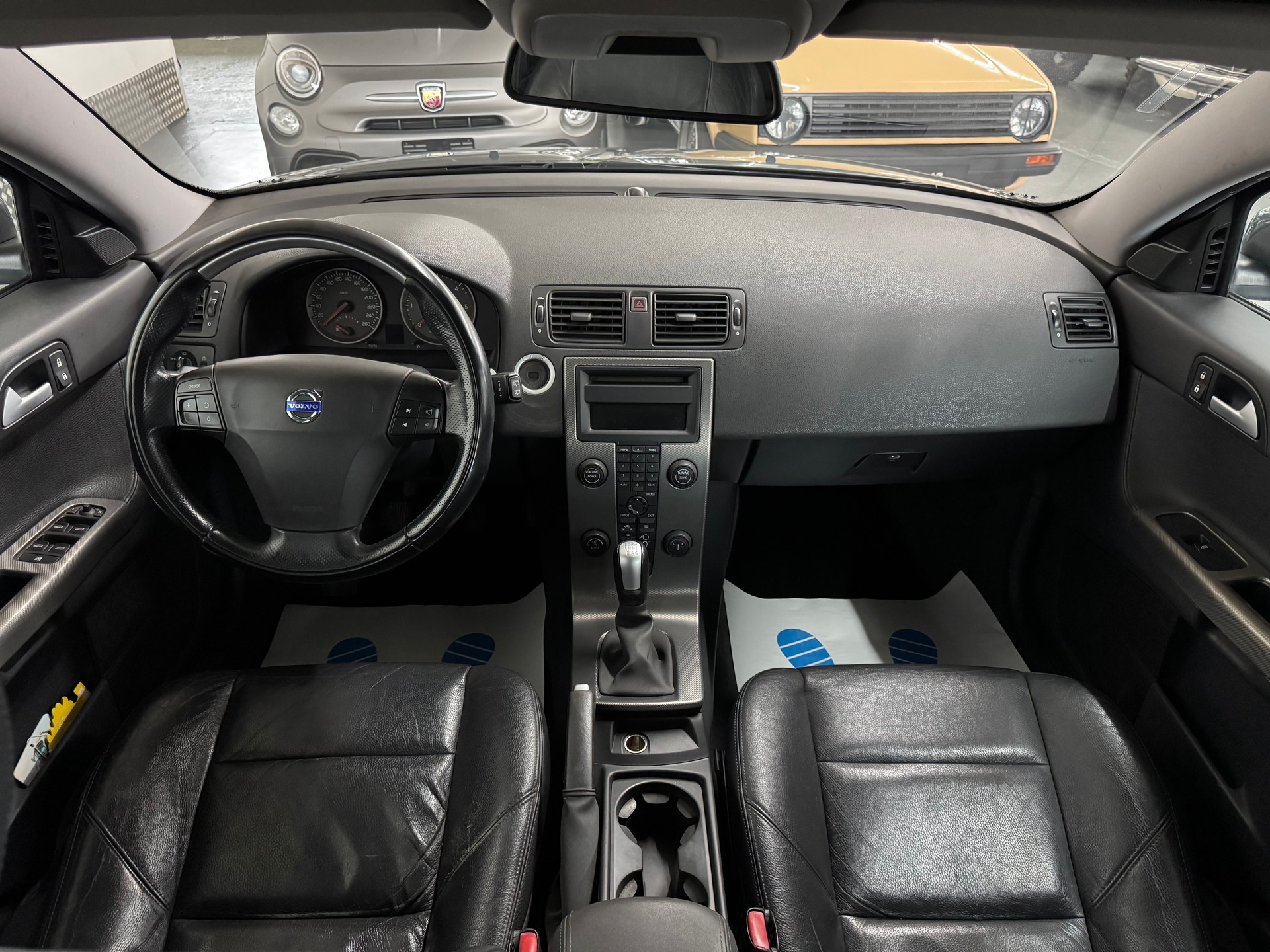 VOLVO V50 2.0D Kinetic-image-14