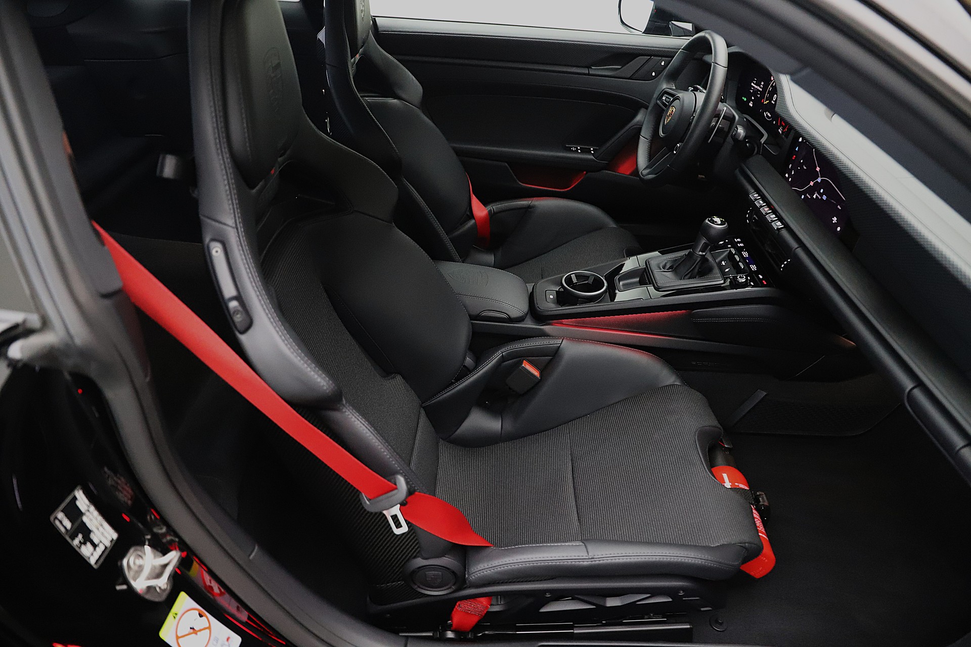 PORSCHE 911 Carrera GT3 PDK Touring Facelift 992.2-image-6