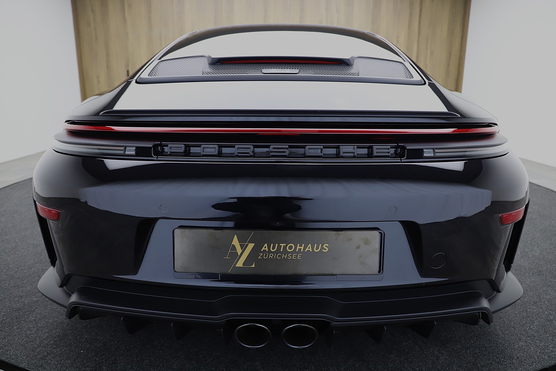 PORSCHE 911 Carrera GT3 PDK Touring Facelift 992.2-image-3
