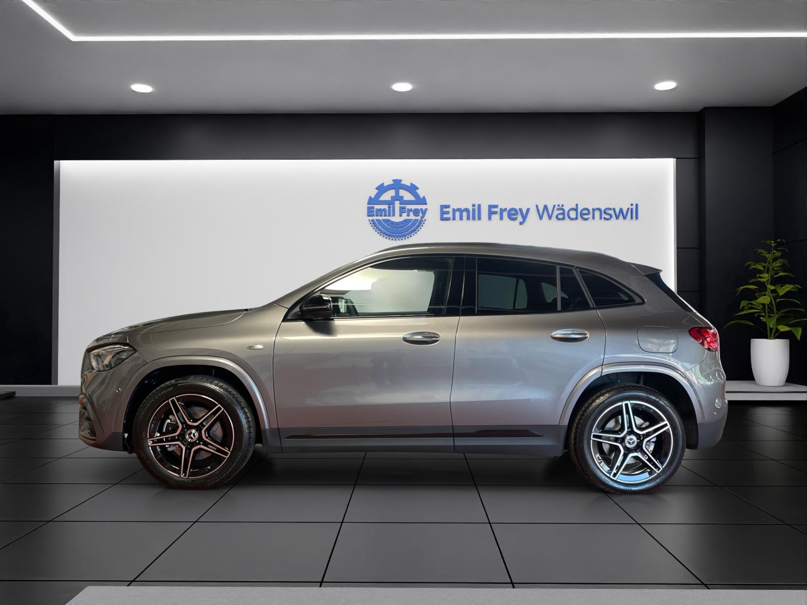 MERCEDES-BENZ GLA 250 e EQ Star AMG Line-image-1