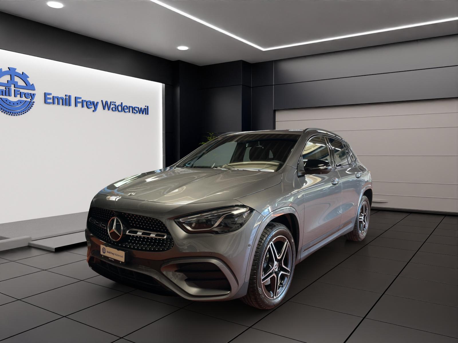 MERCEDES-BENZ GLA 250 e EQ Star AMG Line-image-10