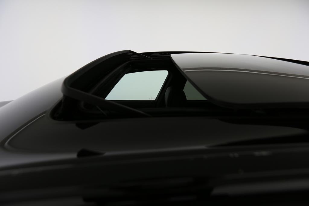 BMW X5 M60i xDrive-image-14