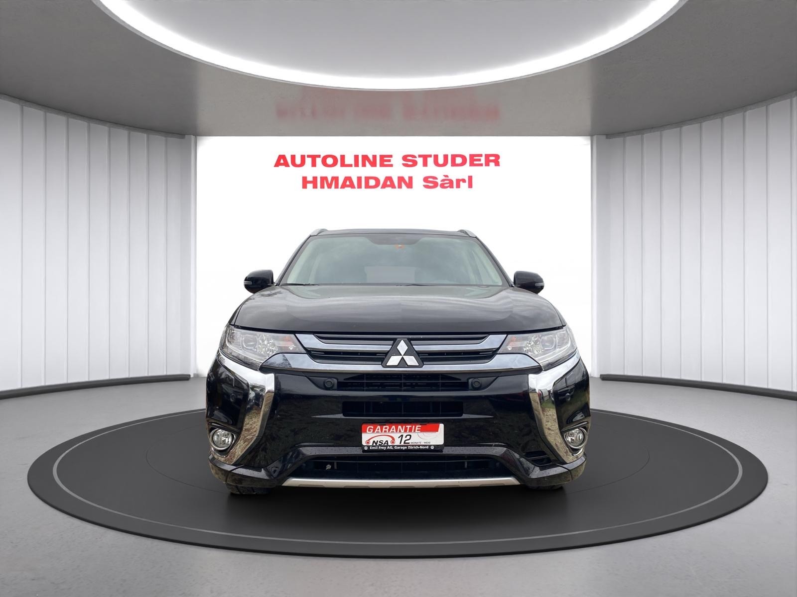 MITSUBISHI Outlander 2.0 PHEV Diamond 4WD Automatic-image-4