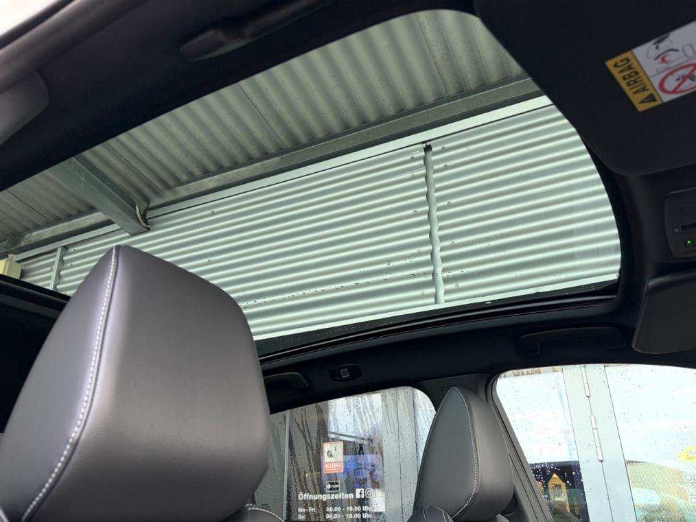 NISSAN Qashqai 1.3 DIG-T MHEV Tekna 4x4-image-11