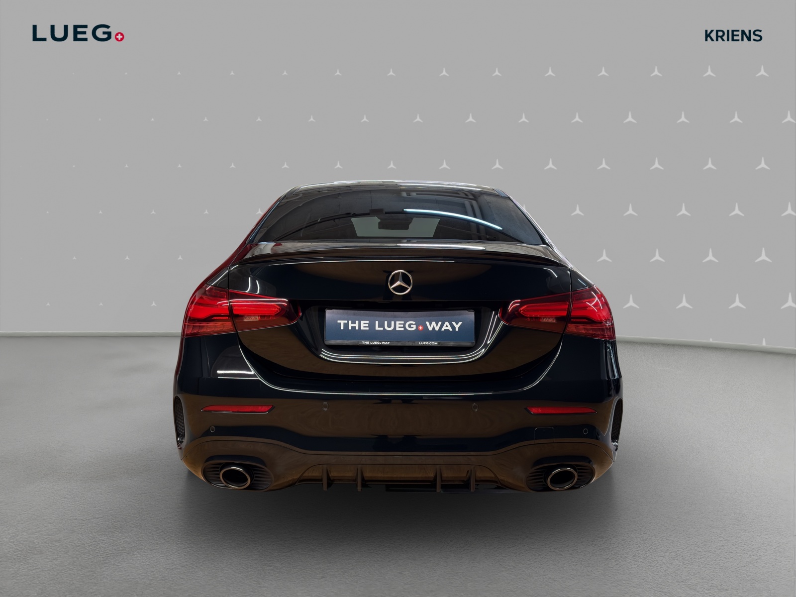 MERCEDES-BENZ A 35 4M - AMG / Rückfahrkamera / Panorama-Dach / Soundsystem / Multibeam LED-image-3