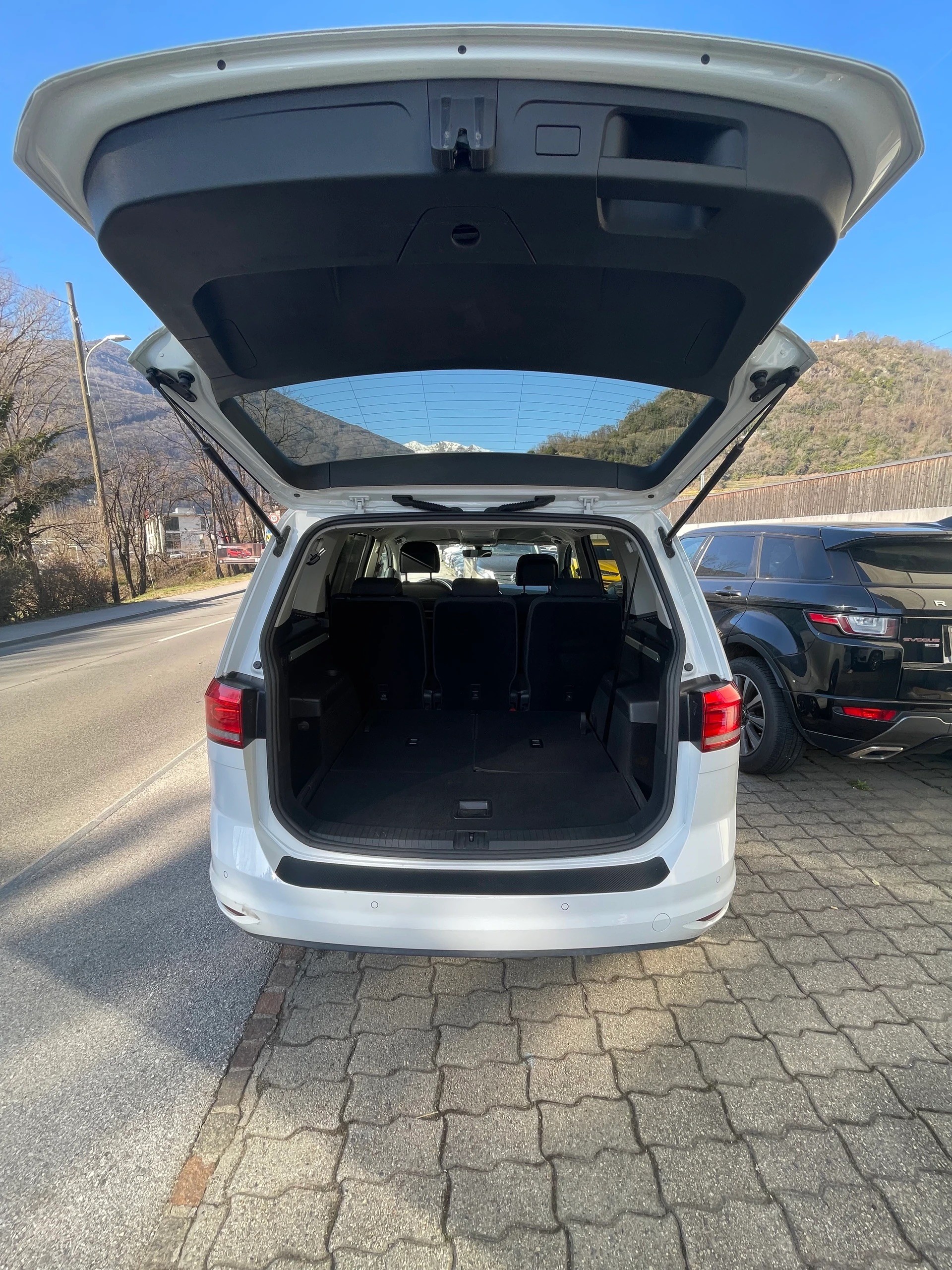 VW Touran 1.6 TDI BlueMotion Technology Comfortline-image-7