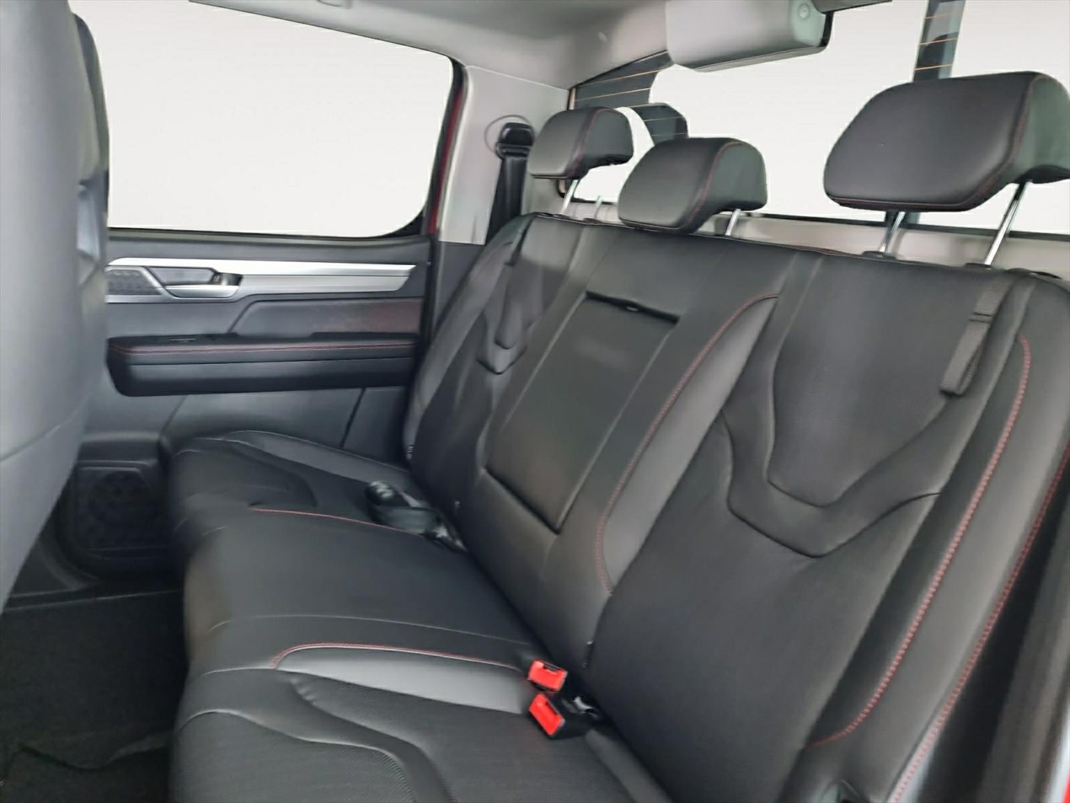 JAC T8 Pro Diesel 2.0Di AWD-image-14