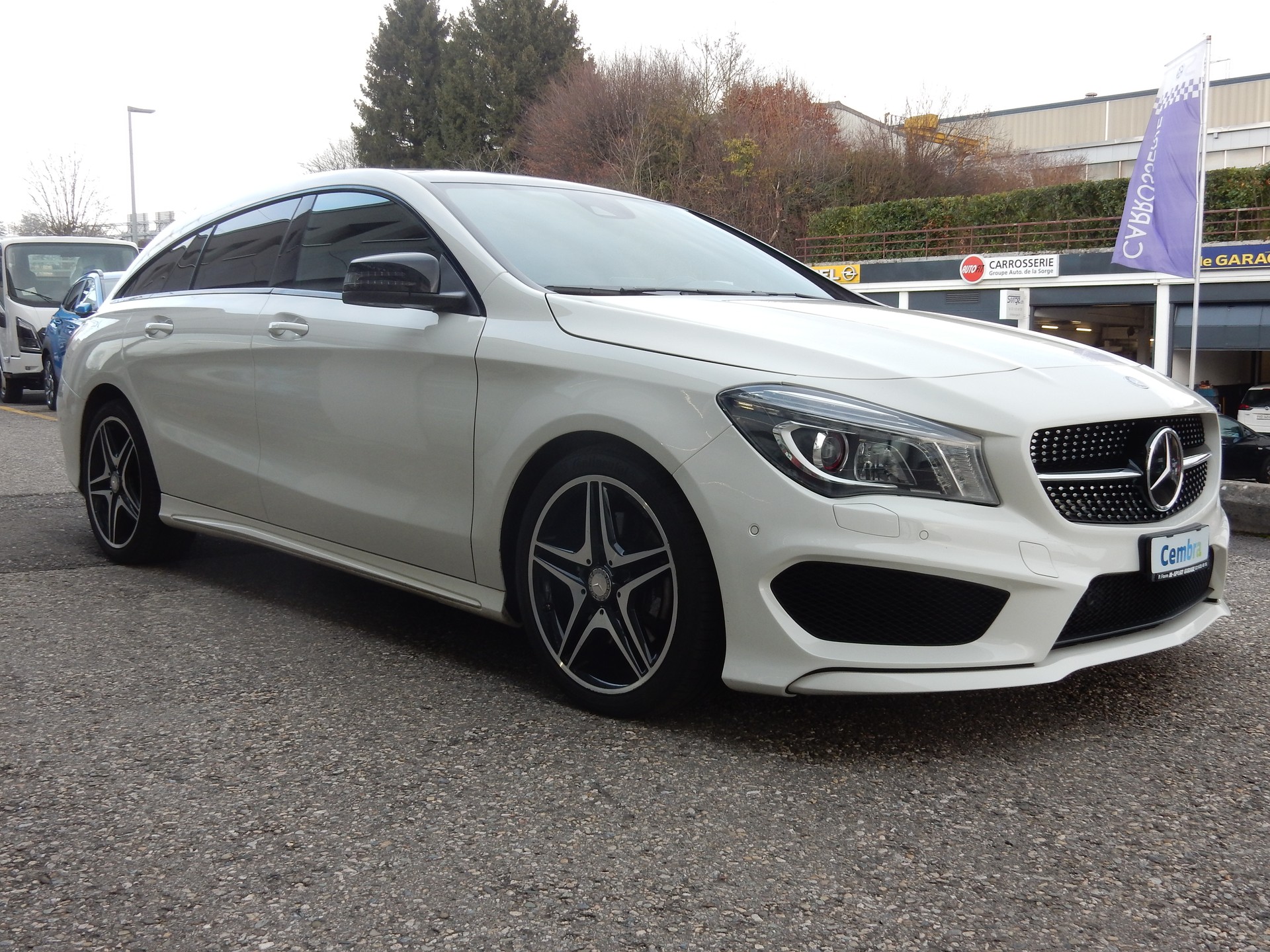 MERCEDES-BENZ CLA Shooting Brake 250 AMG Line 7G-DCT 4Matic-image-1
