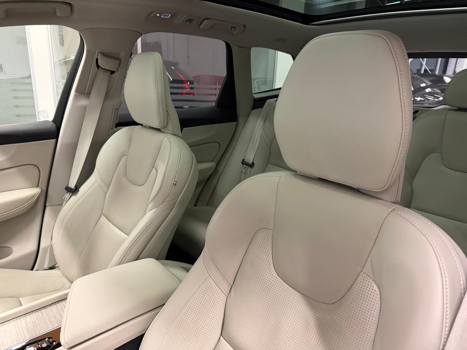 VOLVO XC60 2.0 T8 TE Inscription eAWD-image-12
