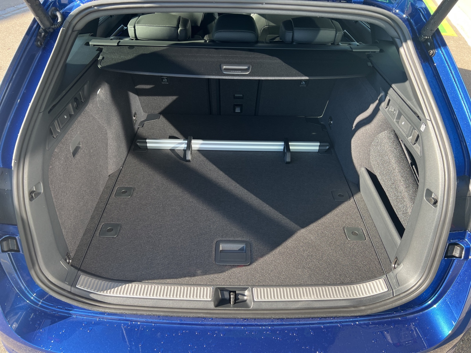 SKODA Superb Combi 2.0 TSI Sportline 4x4 DSG-image-9