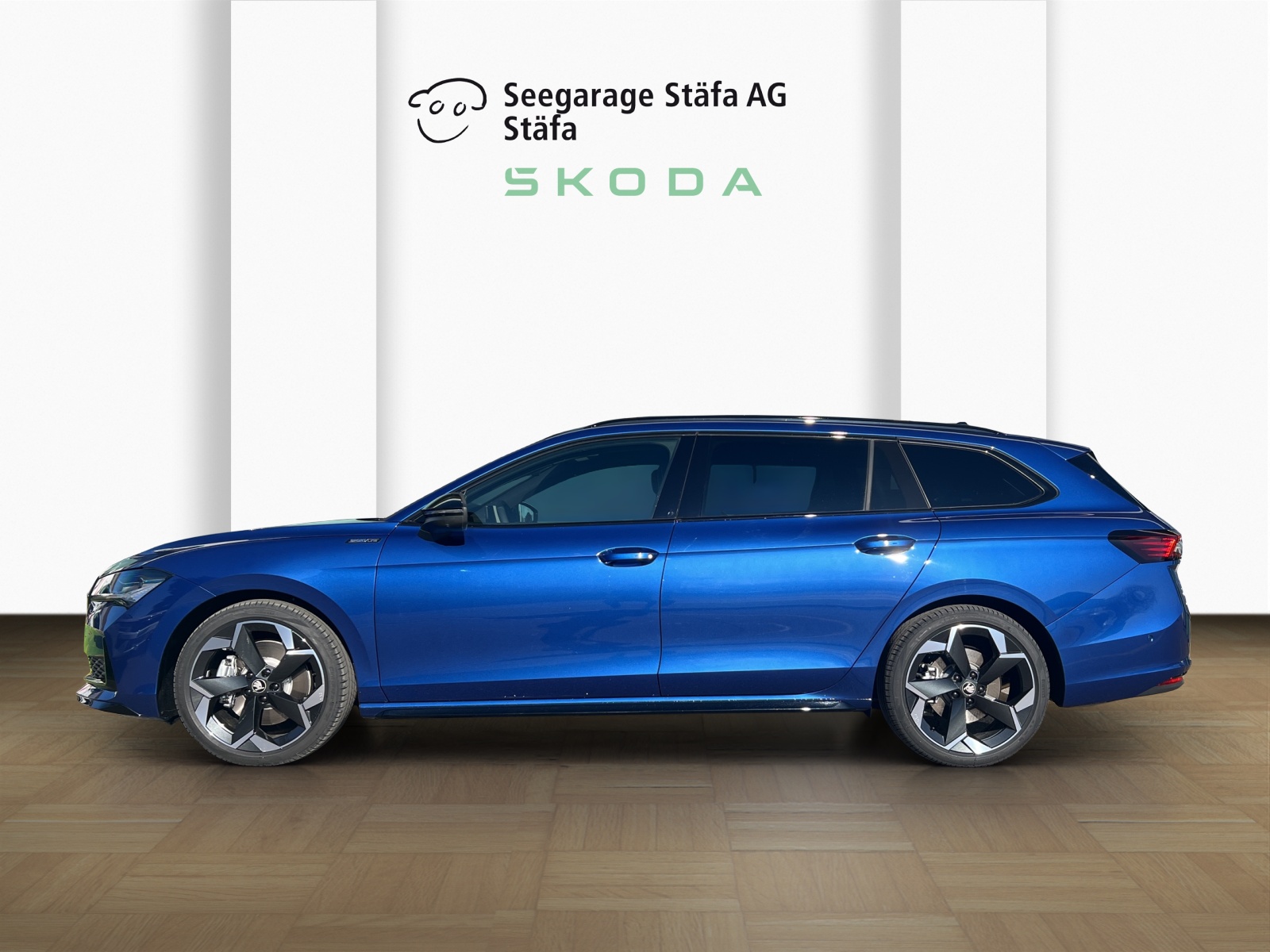 SKODA Superb Combi 2.0 TSI Sportline 4x4 DSG-image-1