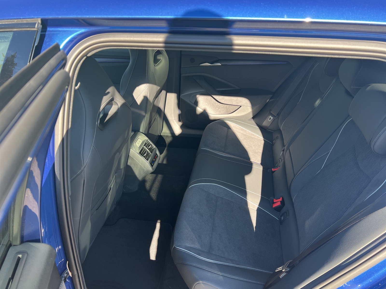 SKODA Superb Combi 2.0 TSI Sportline 4x4 DSG-image-7