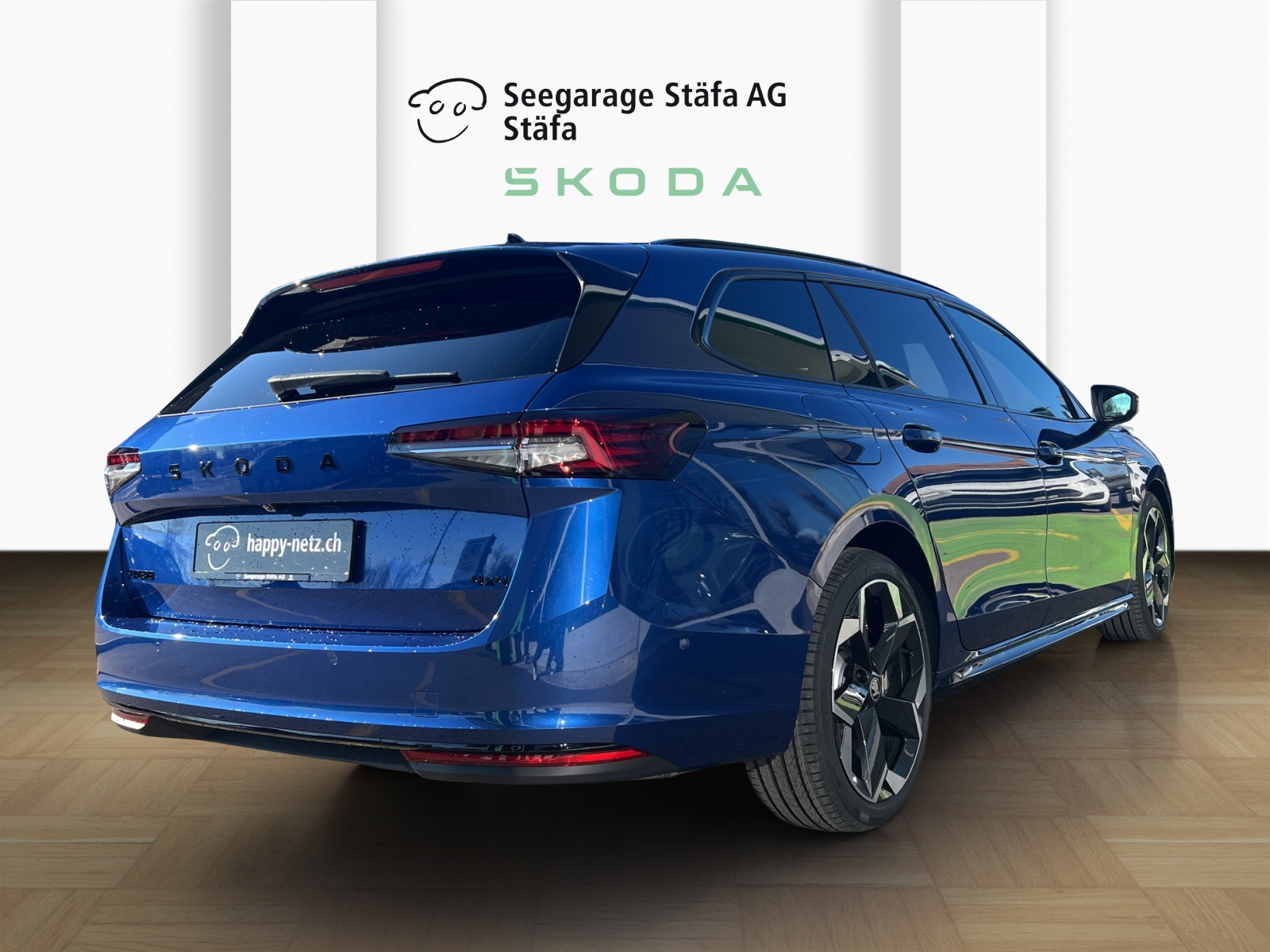 SKODA Superb Combi 2.0 TSI Sportline 4x4 DSG-image-4