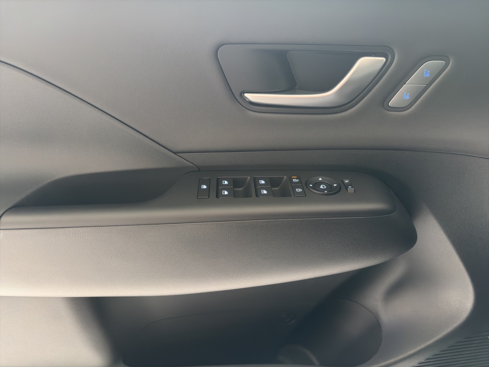 Image HYUNDAI KONA Kona 1.6 HEV Vertex