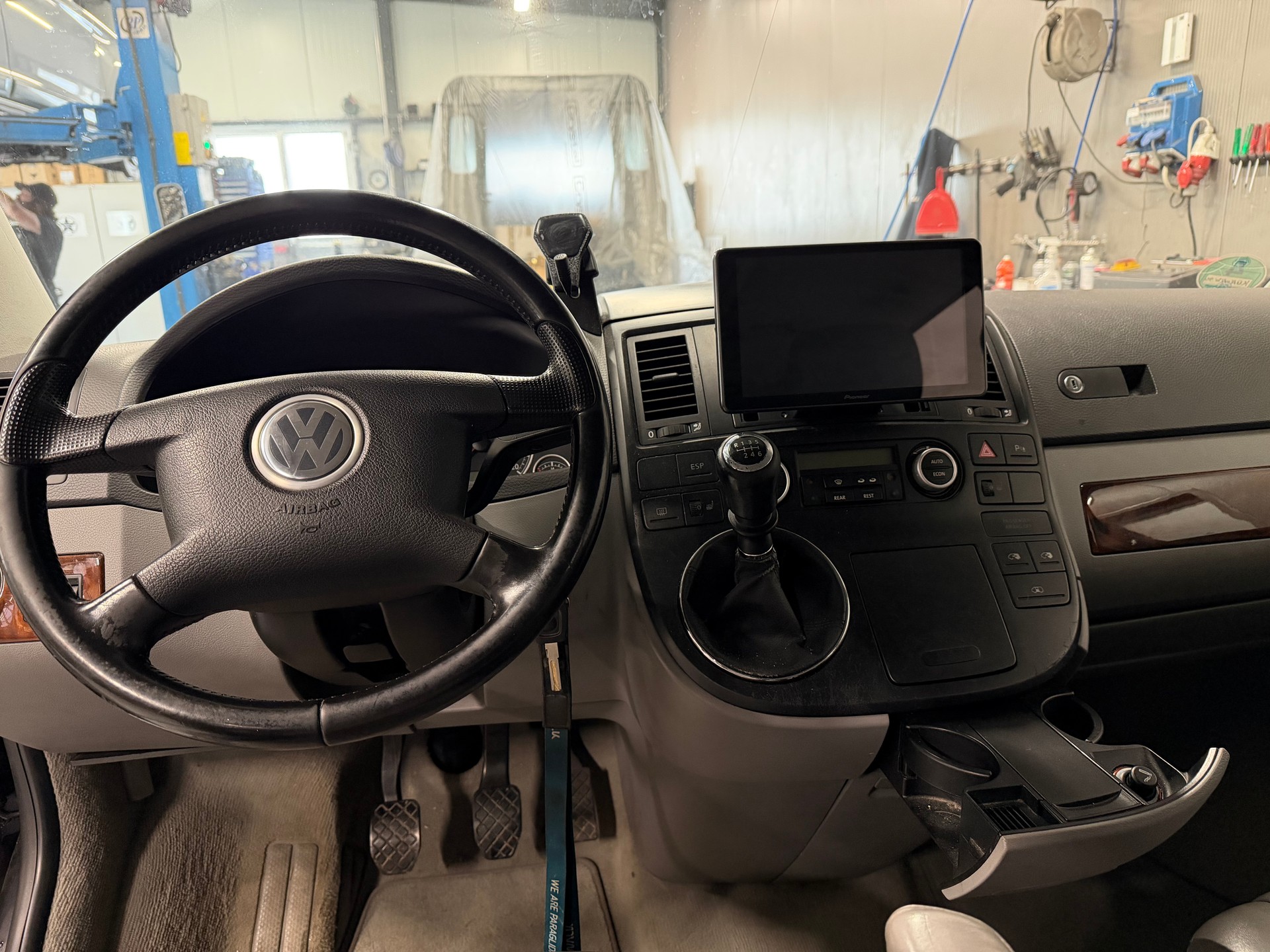 VW T5 Multivan Highline 2.5 TDI 4M-image-10