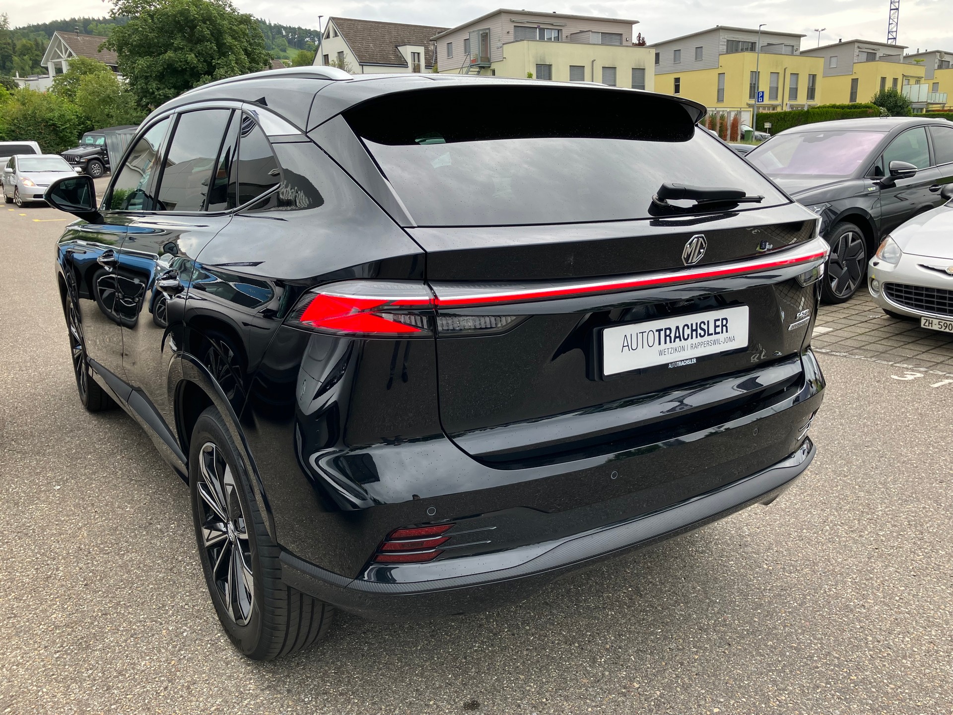 MG HS 1.5 T Hybrid+ Luxury-image-5