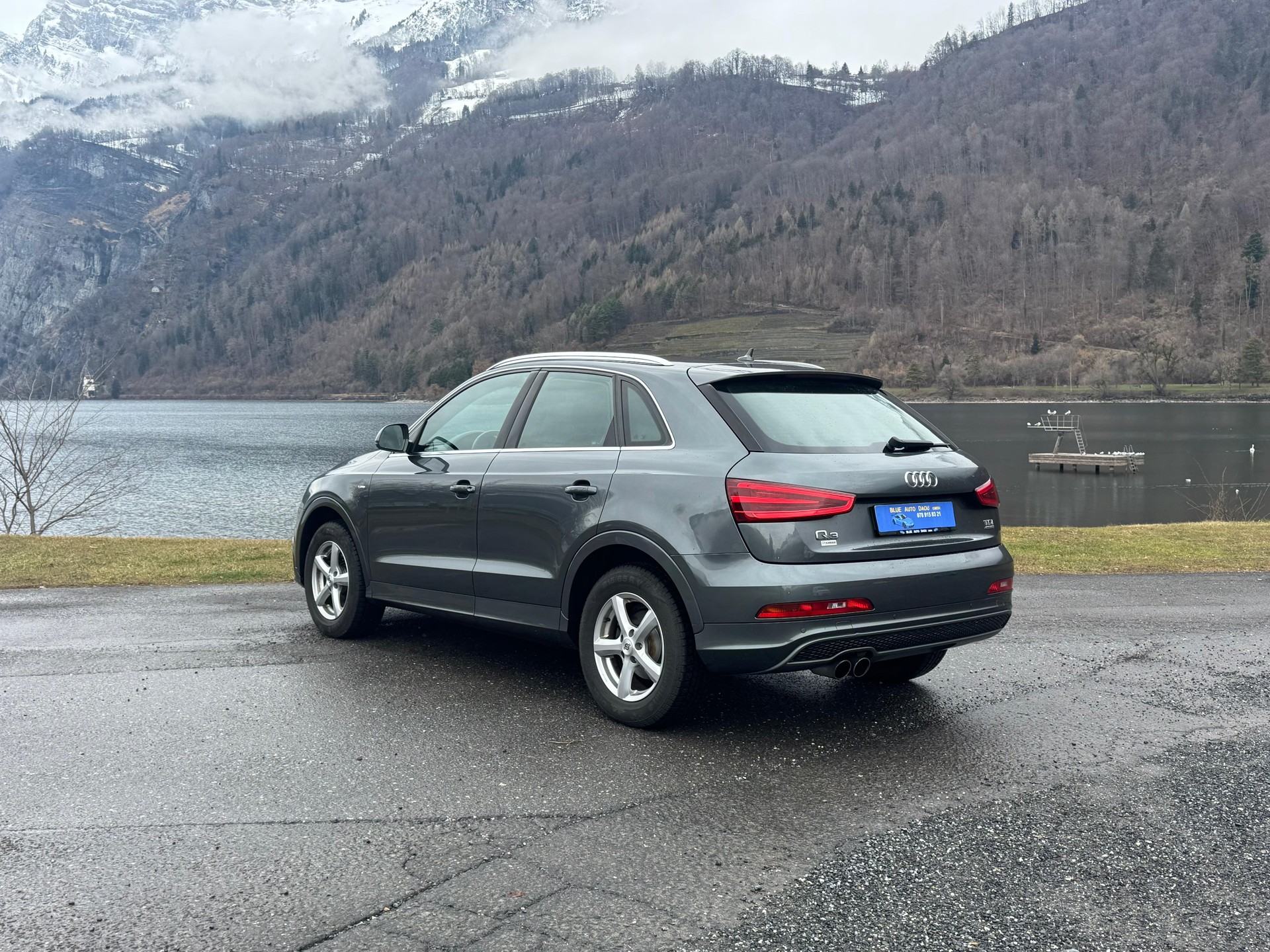 AUDI Q3 2.0 TDI quattro S-tronic-image-6