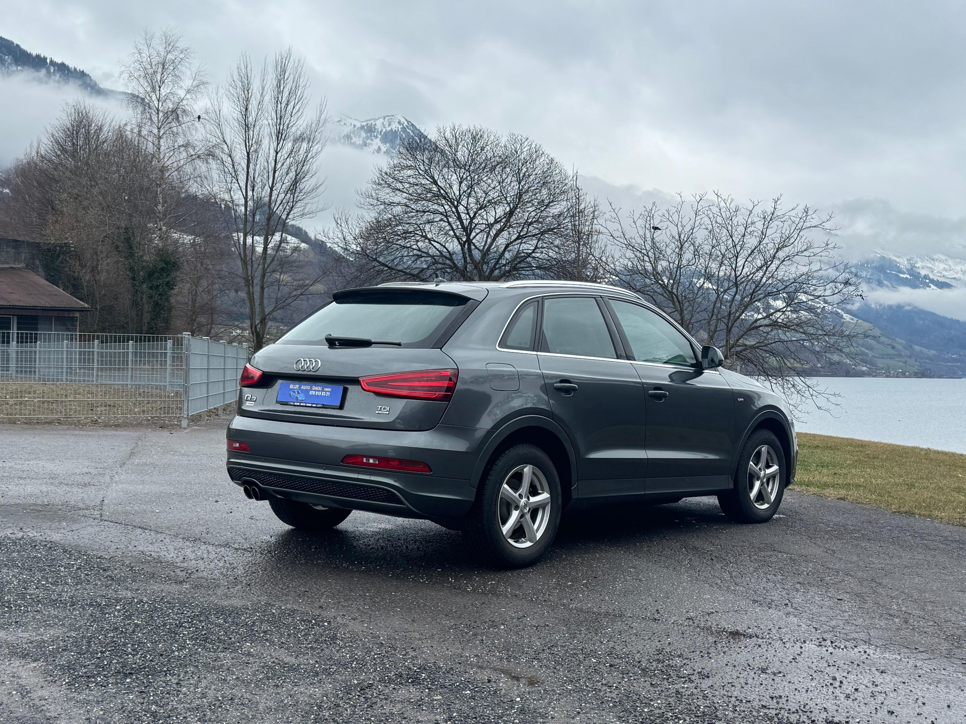 AUDI Q3 2.0 TDI quattro S-tronic-image-5